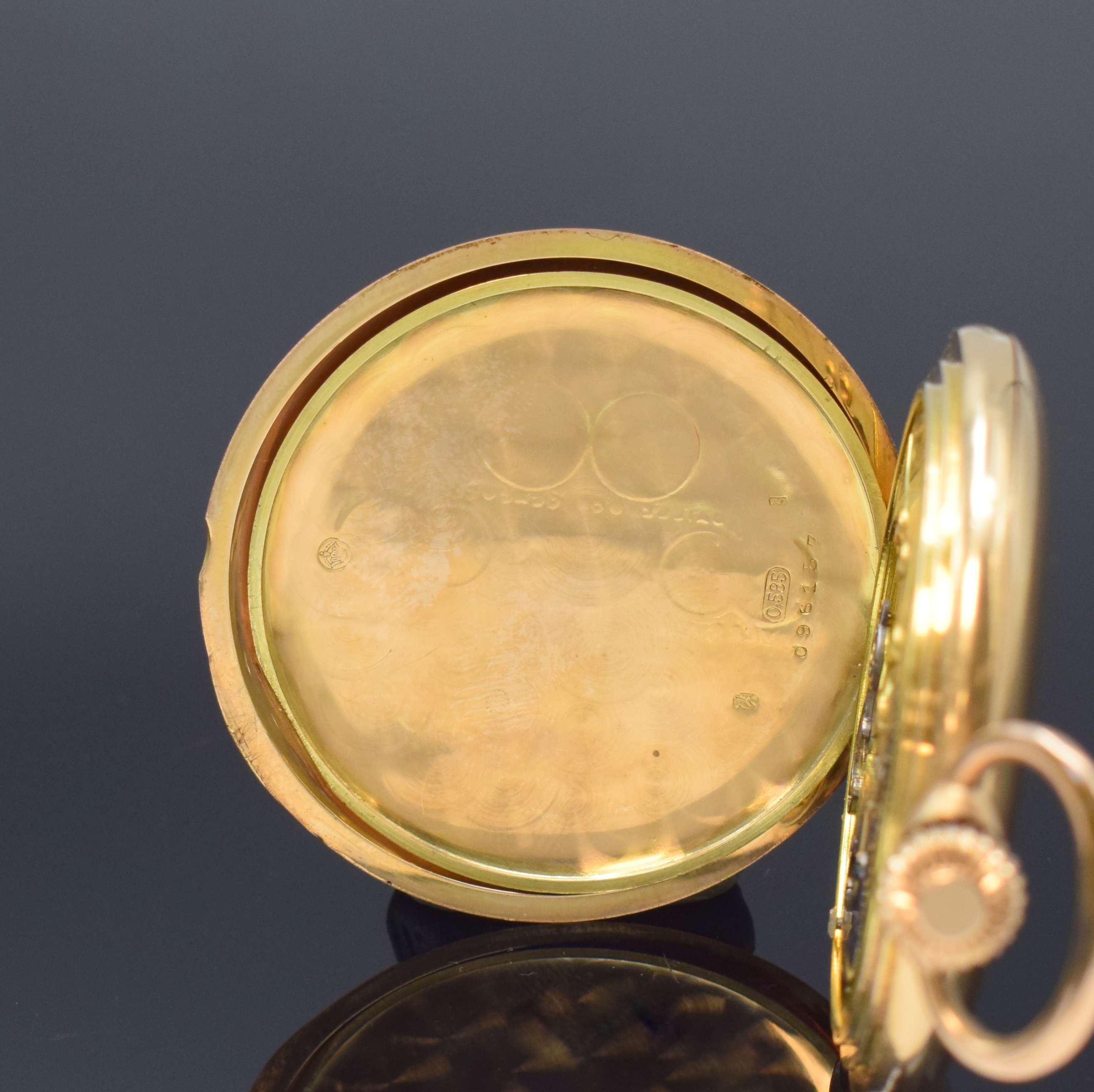 Detail f: ZENITH Herrensavonette in RG 585/000, Schweiz um 1920, guill. 3-Deckel Goldgeh. dell., Cuvette m. Medaillengrav., 2-tlg. Emailzifferbl., kl. Sek. b. ...