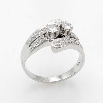 Image Ring mit Brillanten, WG 750/000, 2 Brill. zus. ca. 0.36 ct u. 14 Brill. zus. ca. 0.28 ...