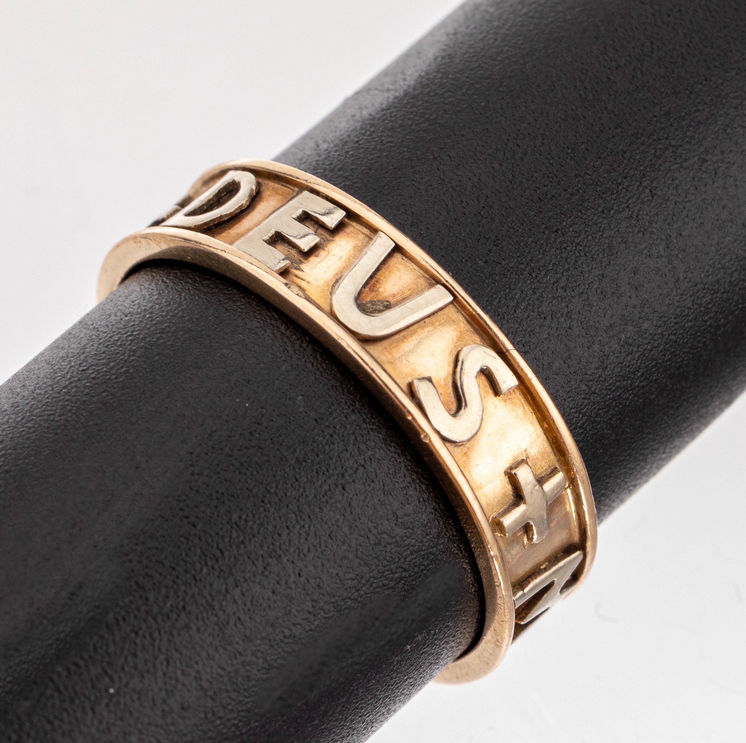 14 kt Gold Ring, "Maior Est Deus", GG 585/000, um 1900, RW 62, ca. 4.2 g