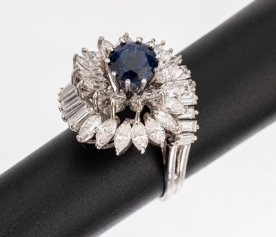 Image 18 kt gold sapphire-diamond-ring , WG 750/000, so-called cocktailring, ...