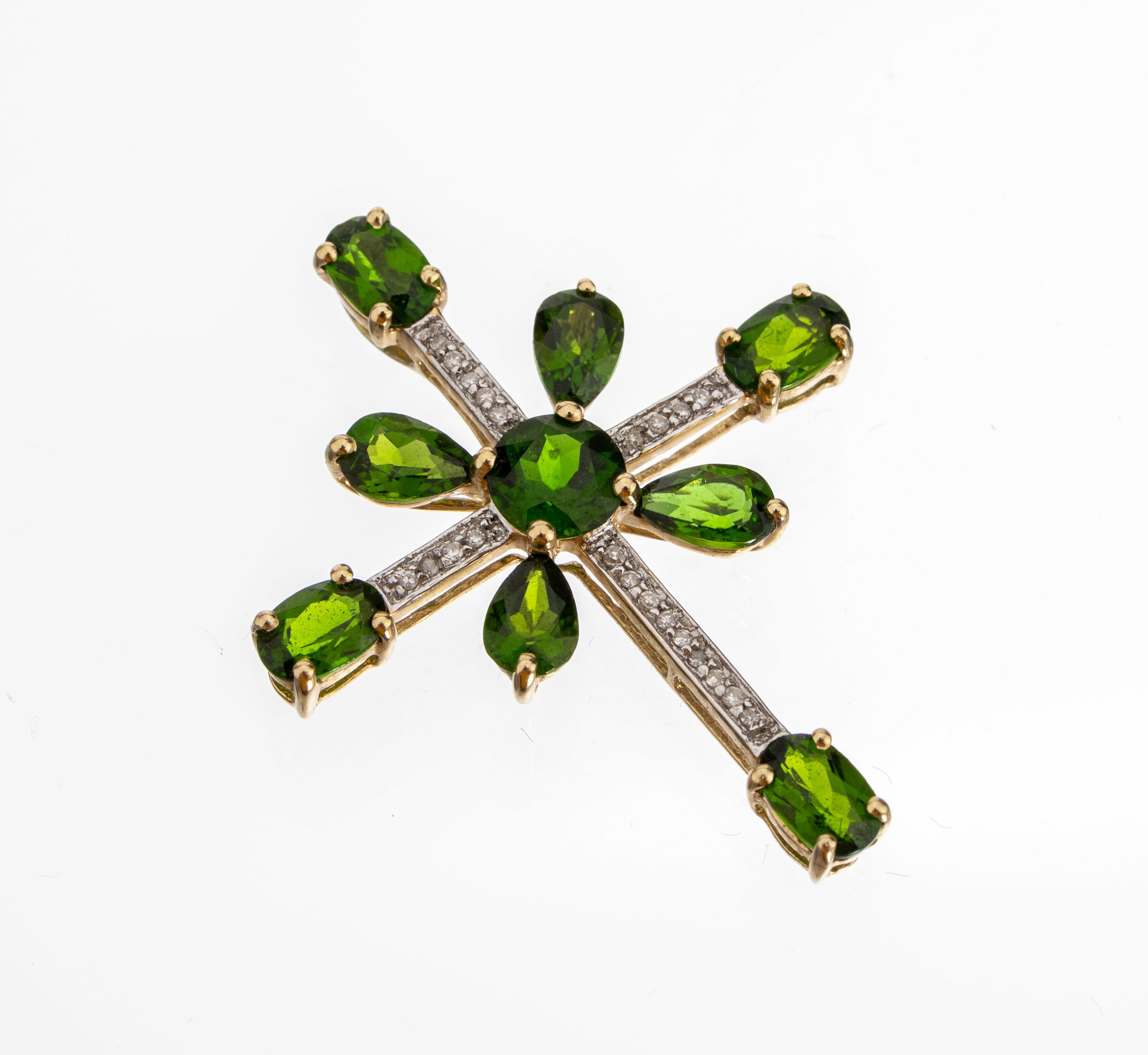 Ausgefallener 14 kt Gold Tsavorith-Diamant- Kreuzanhänger, GG 585/000, 9 facett. Tsavorithe zus. ca. 4.0 ct, 22 8/8-Diamanten zus. ca. 0.20 ct ...