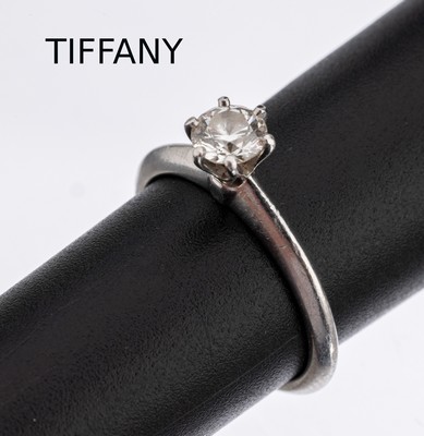 Image Platin TIFFANY & CO Brillant-Ring, Pt. 950,Brillant-Solitär ca. 0.43 ct ...