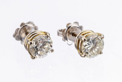 Image Pair of 14 kt gold brilliant-earrings , WG 585/000, 2 brilliants total approx. 2.10 ct ...