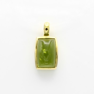 Image Anhänger mit Peridot, GG 585/000, viereck. Peridotcabochon in glatter Fassung ca. ...