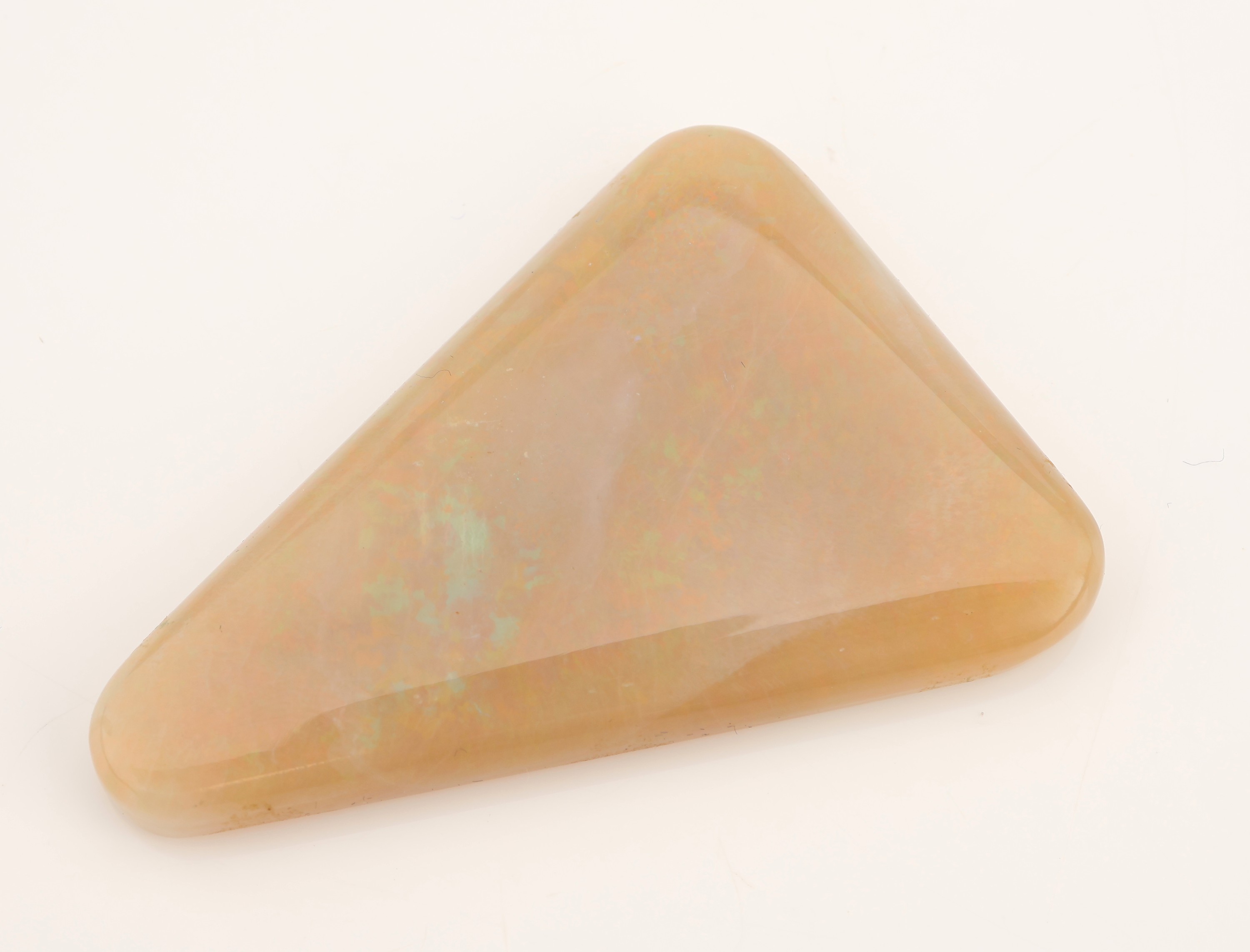 Lose Opal-Triangel 85.70 ct, leuchtend grün und rot, ca. 6.5 x 3.5 cm