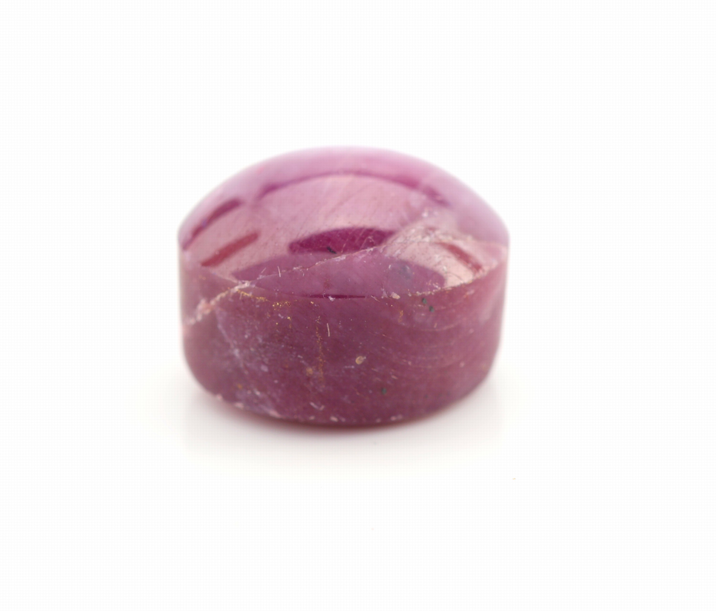 Detail d: Loser Sternrubin ca. 22.74 ct, ca. 14 x 10 mm