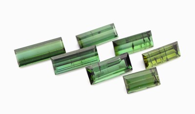 26811854a - Lot 7 lose Turmalin-Baguettes zus. 30.80 ct