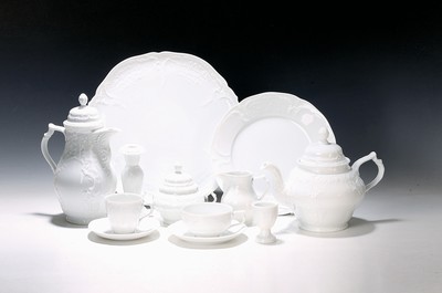 Image Extensive coffee/tea and dinner service, Rosenthal, Sanssouci, white, 12 dinner plates 12 ...