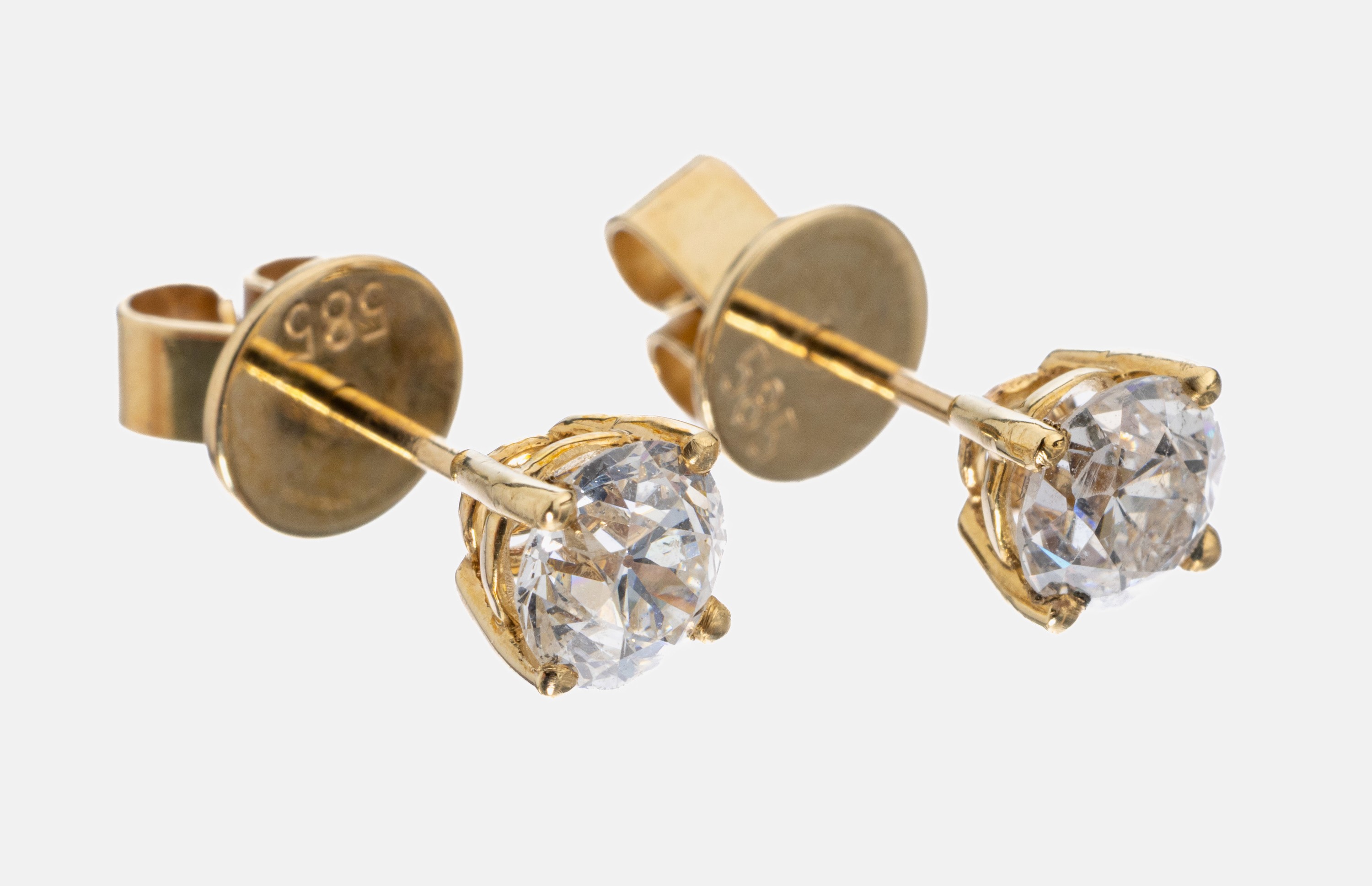 Paar 14 kt Gold Diamant-Ohrstecker, GG 585/000, 2 Altschliffdiamanten zus. ca. 1.38 ct Weiß/si