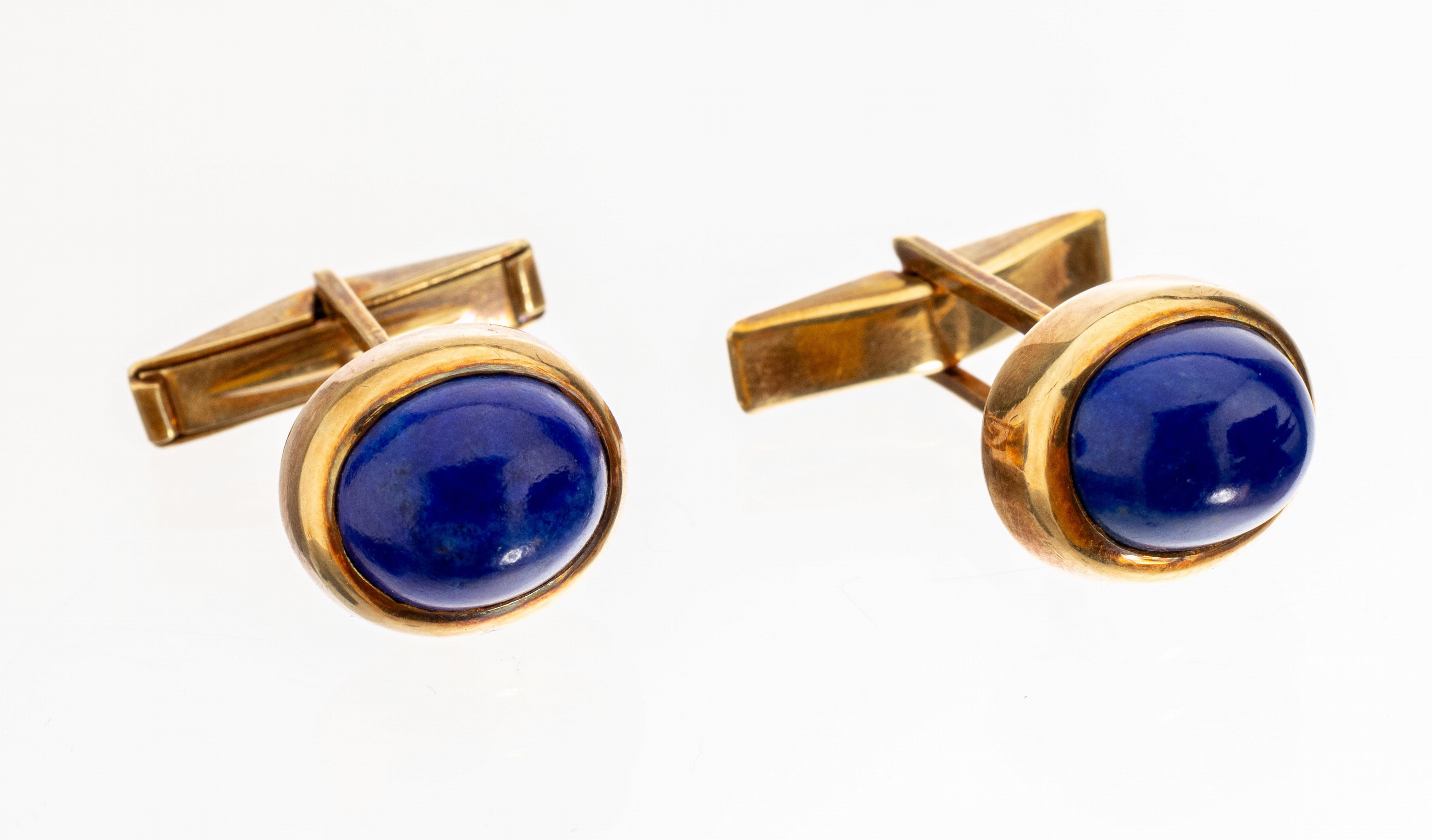 Paar 14 kt Gold Lapislazuli-Manschettenknöpfe, GG 585/000, schlichtes Design, 2 ovale Lapislazuli-Cabochons, ca. 15.9 g