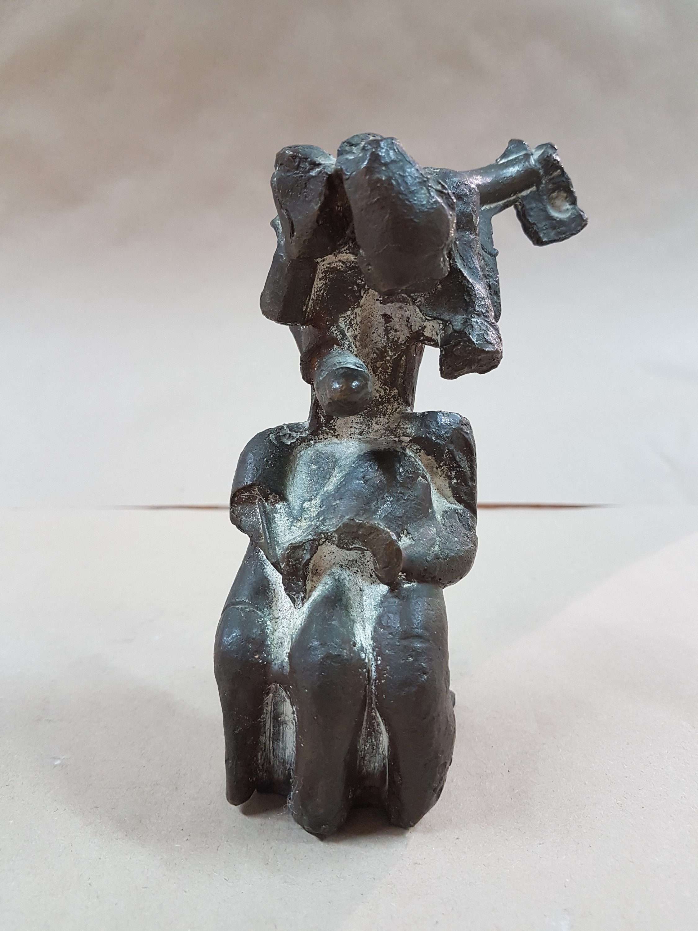Detail a: Rolf Szymanski, 1928-2013, Tag des Überflusses, Bronzestudie, unsigniert, H. ca. 15.5cm