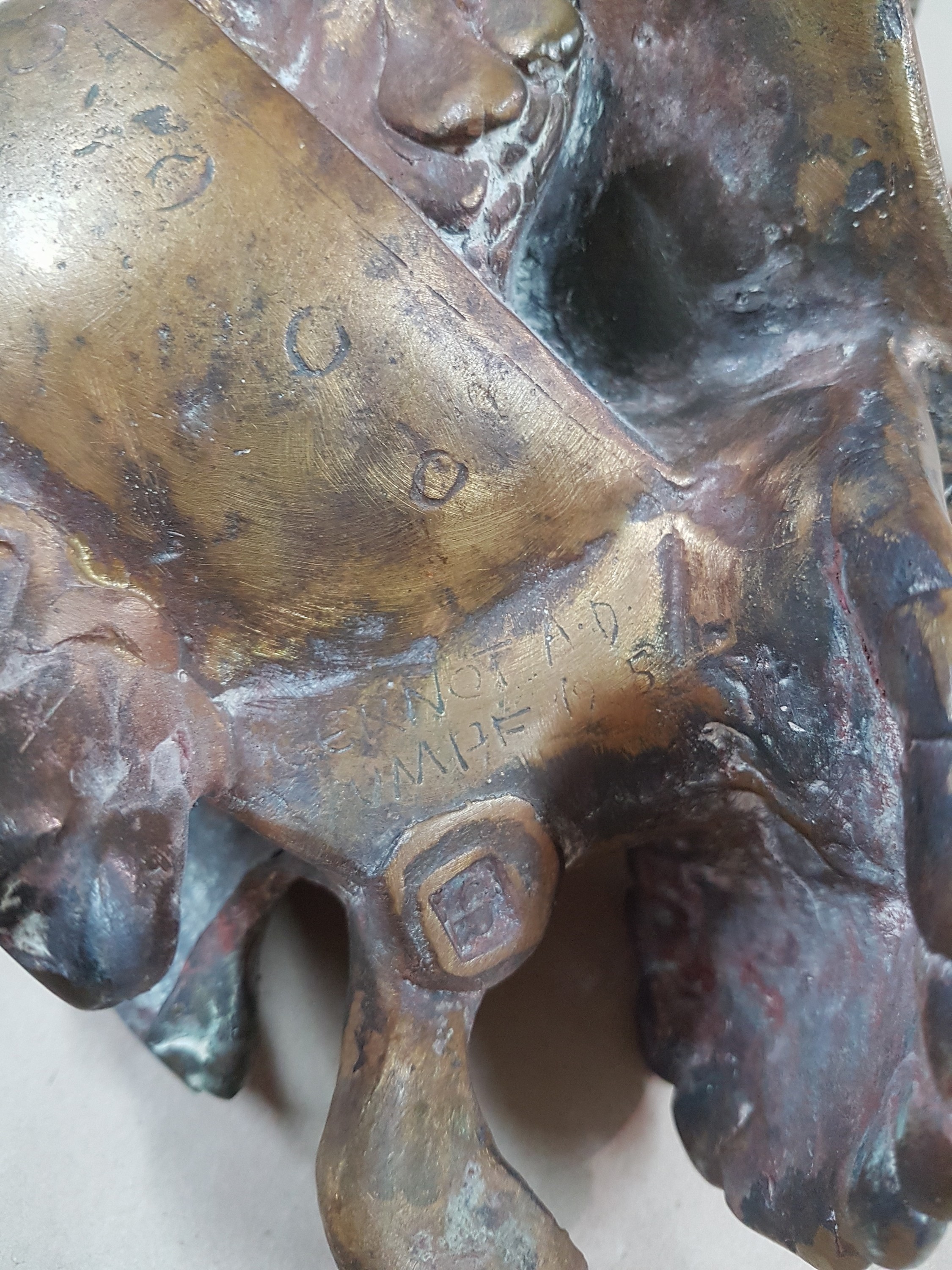 Detail f: Gernot Rumpf, geb. 1941 Kaiserslautern, Taube auf Boot, Bronzeguss, signiert, H. ca. 26cm