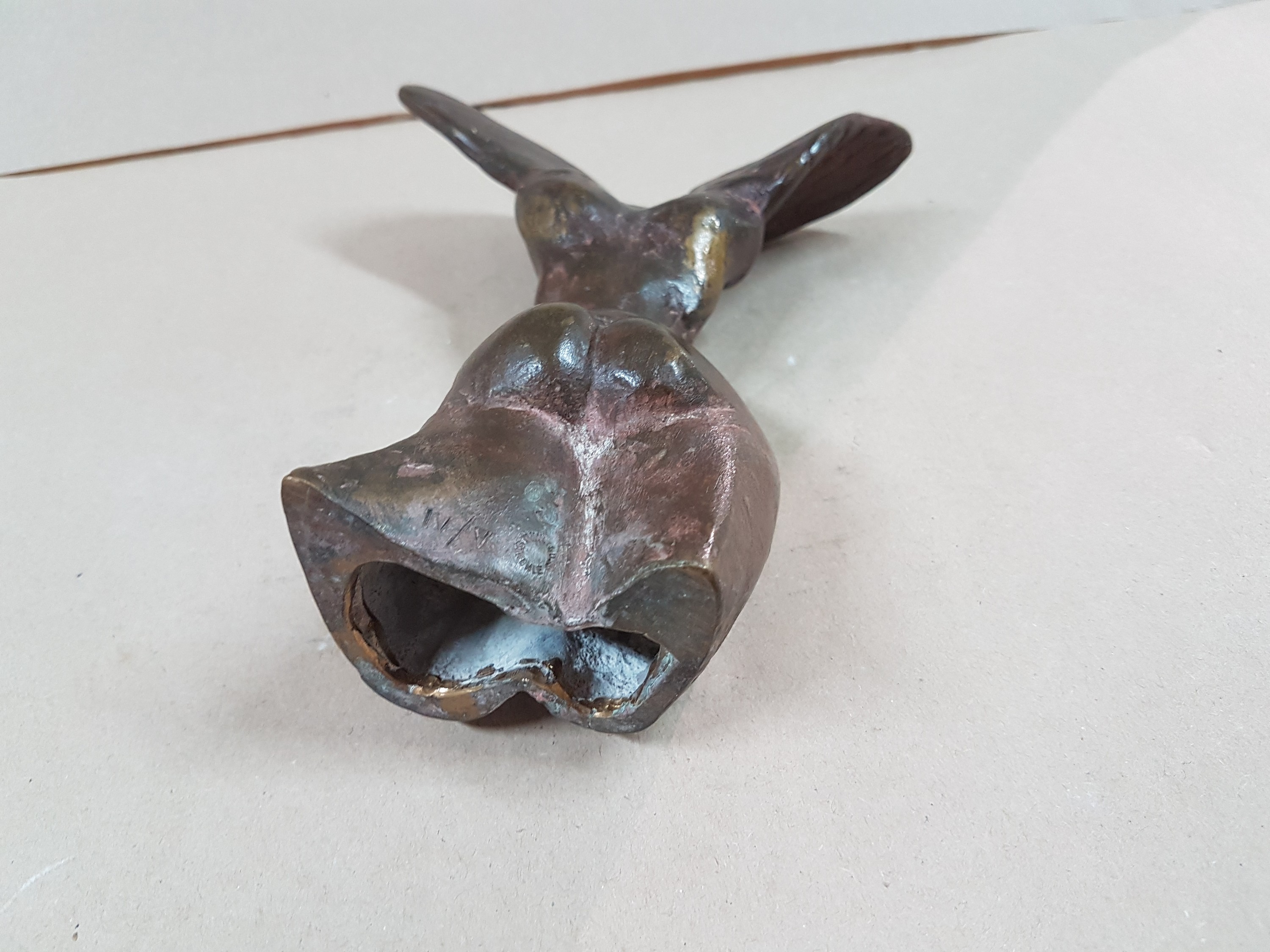 Detail f: Gernot Rumpf, geb. 1941 Kaiserslautern, geflügelter Akt, Bronzeguss, num. IV/V, H. ca. 16.5cm