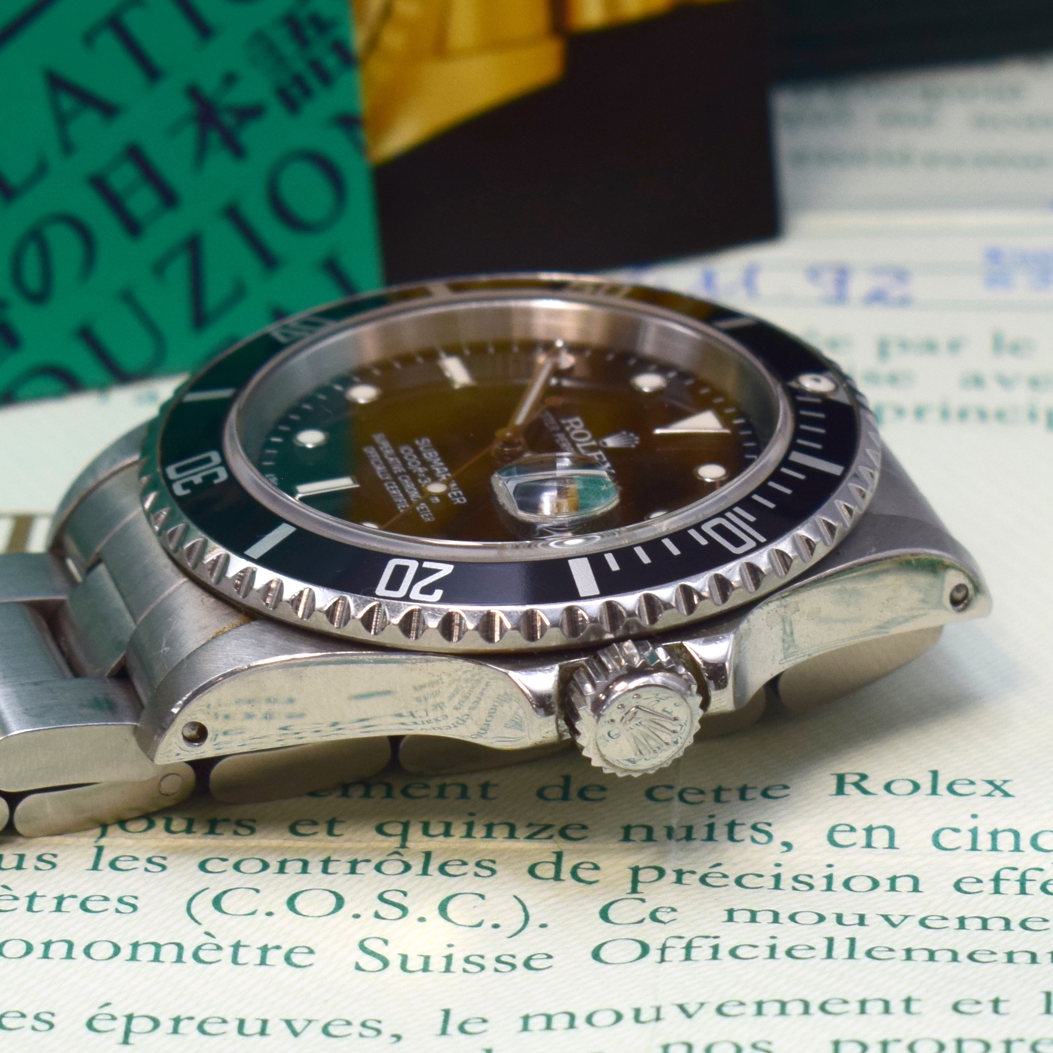 Detail c: ROLEX Herrenarmbanduhr Oyster Perpetual Date Submariner Referenz 16610, Schweiz verk. lt. beil. Pap. 11/1992, Automatik, N-Serie, Chronometer der ...