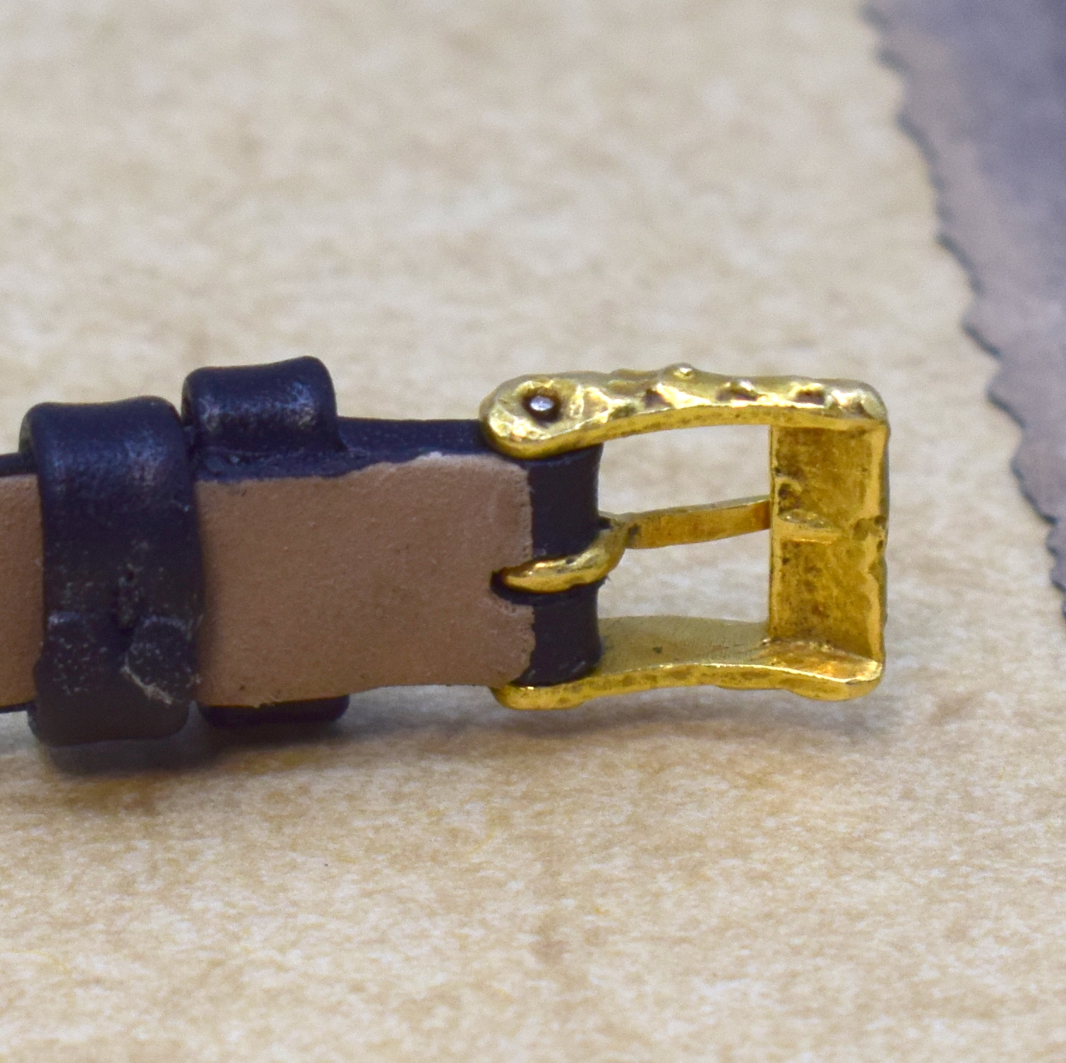 Detail c: UTI Paris / Weiland aussergewöhnliche Damen- armbanduhr in WG/GG 750/000, Frankreich / Deutschland lt. orig. Papier verk. 1982, Handaufzug, ...