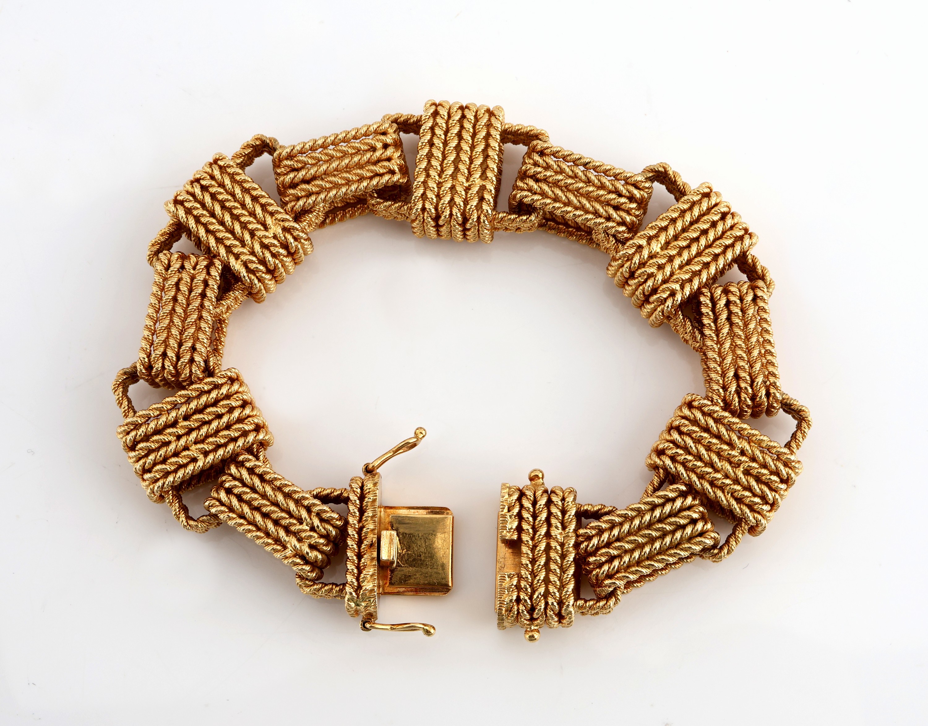 Detail f: Ausgefallenes 18 kt Gold Armband, GG 750/000, qualitätvolle Goldschmiedearbeit, Glieder in Form von Quadern aus 3 bis 6 gekordelten Strängen, L. ...