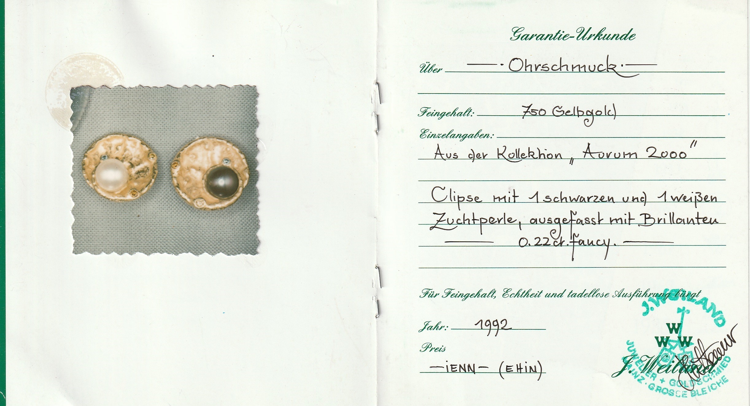 Detail a: Paar 18 kt Gold Perl-Brillant-Ohrclips, GG 750/000, abstrakte Gestaltung, 2 Zuchtperlen, 1 x Akoyazuchtperle, D. ca. 9.1 mm, 1 x Tahitizuchtperle, ...