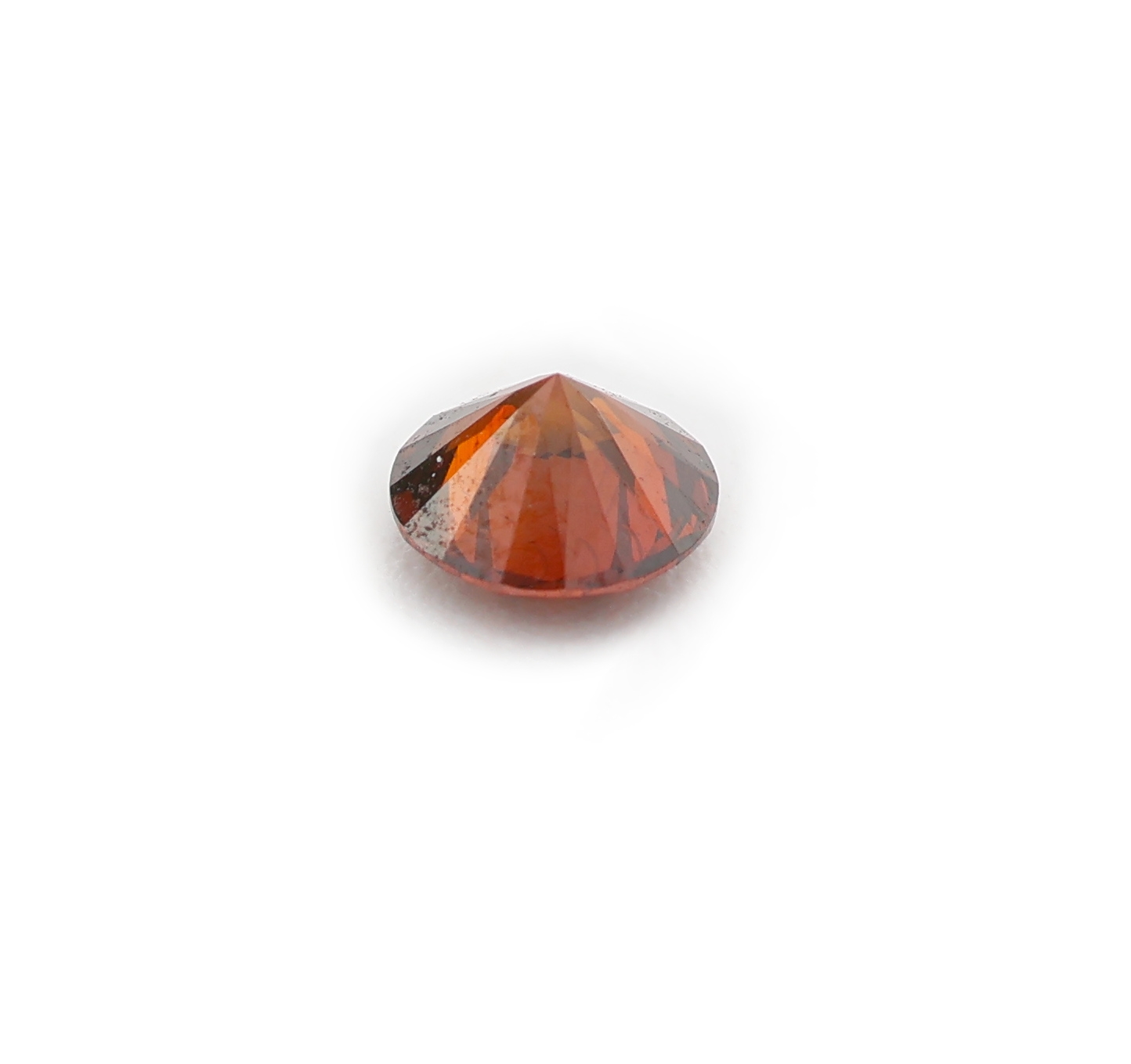 Detail a: Loser Brillant 0.19 ct Vivid Blood Red (beh.)/vs 2, IGR Diamond Report