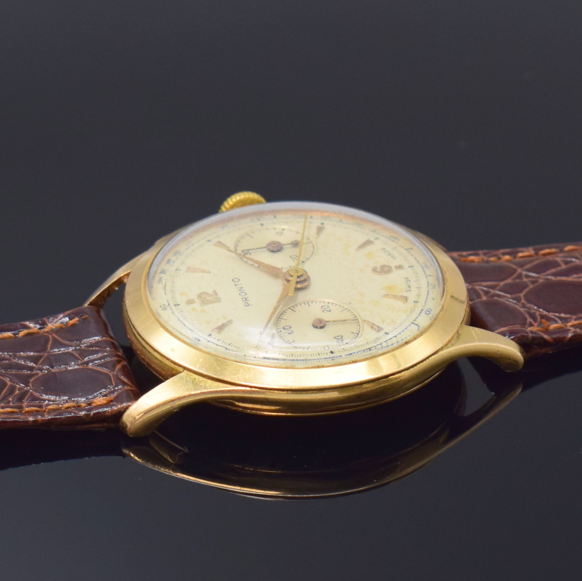 Detail c: PRONTO Schaltradchronograph Kaliber Valjoux 23 in GG 750/000, Schweiz um 1950, Handaufzug, Boden aufgedr., silb. Zifferbl. pat./fl., gold. Std.-Ind. ...