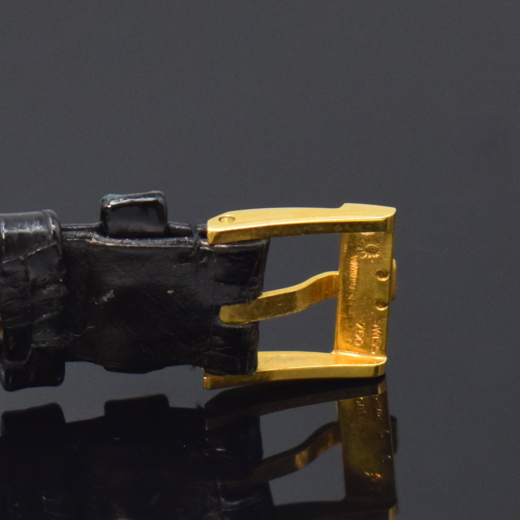 Detail c: PIAGET Damenarmbanduhr in GG 750/000 Referenz 9822, Schweiz um 1960, Handaufzug, Boden 2-fach verschr., orig. Lederband m. Dornschl. in GG 750/000, ...