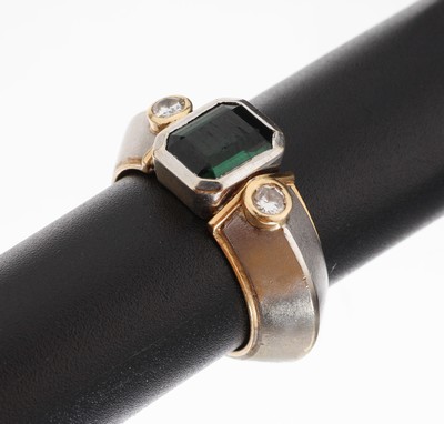 Image 18/14 kt gold tourmaline-brilliant-ring , YG/WG 750/000 and 585/000, verdellite in trap ...