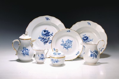 Image 22 pieces of tableware, Meissen, 20th century, 2nd choice, blue floral decoration, gold ...