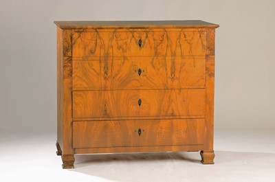 Image Writing chest of drawers, southern German/Austria, around 1830, solid walnut, 4 drawers, ...