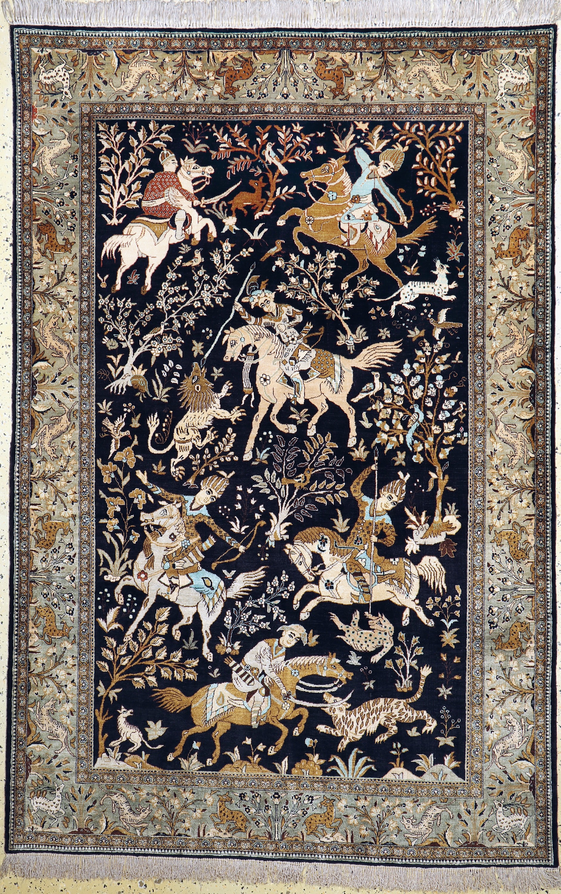 Ghom Seide alt, Persien, Mitte 20.Jhd, reine Naturseide, ca. 212 x 142 cm, EHZ: 1-2