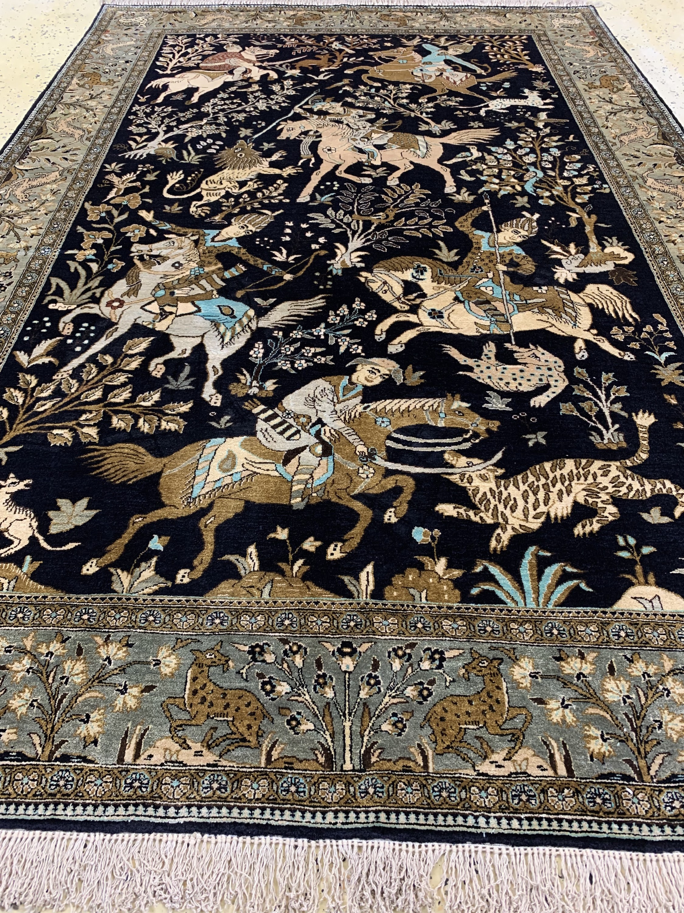Detail f: Ghom Seide alt, Persien, Mitte 20.Jhd, reine Naturseide, ca. 212 x 142 cm, EHZ: 1-2