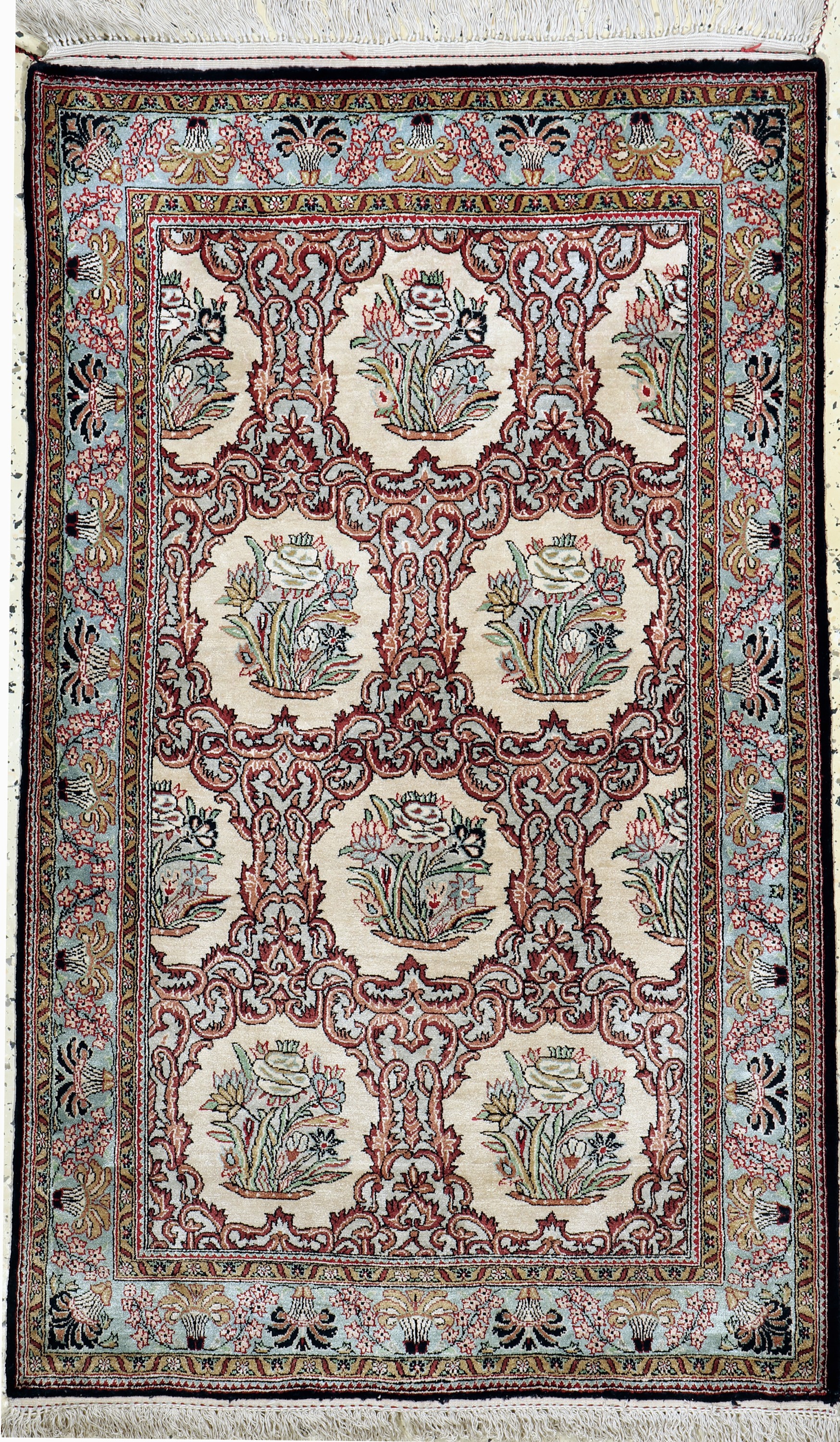 Ghom Seide, Persien, Mitte 20.Jhd, reine Naturseide, ca. 129 x 80 cm, EHZ: 1-2