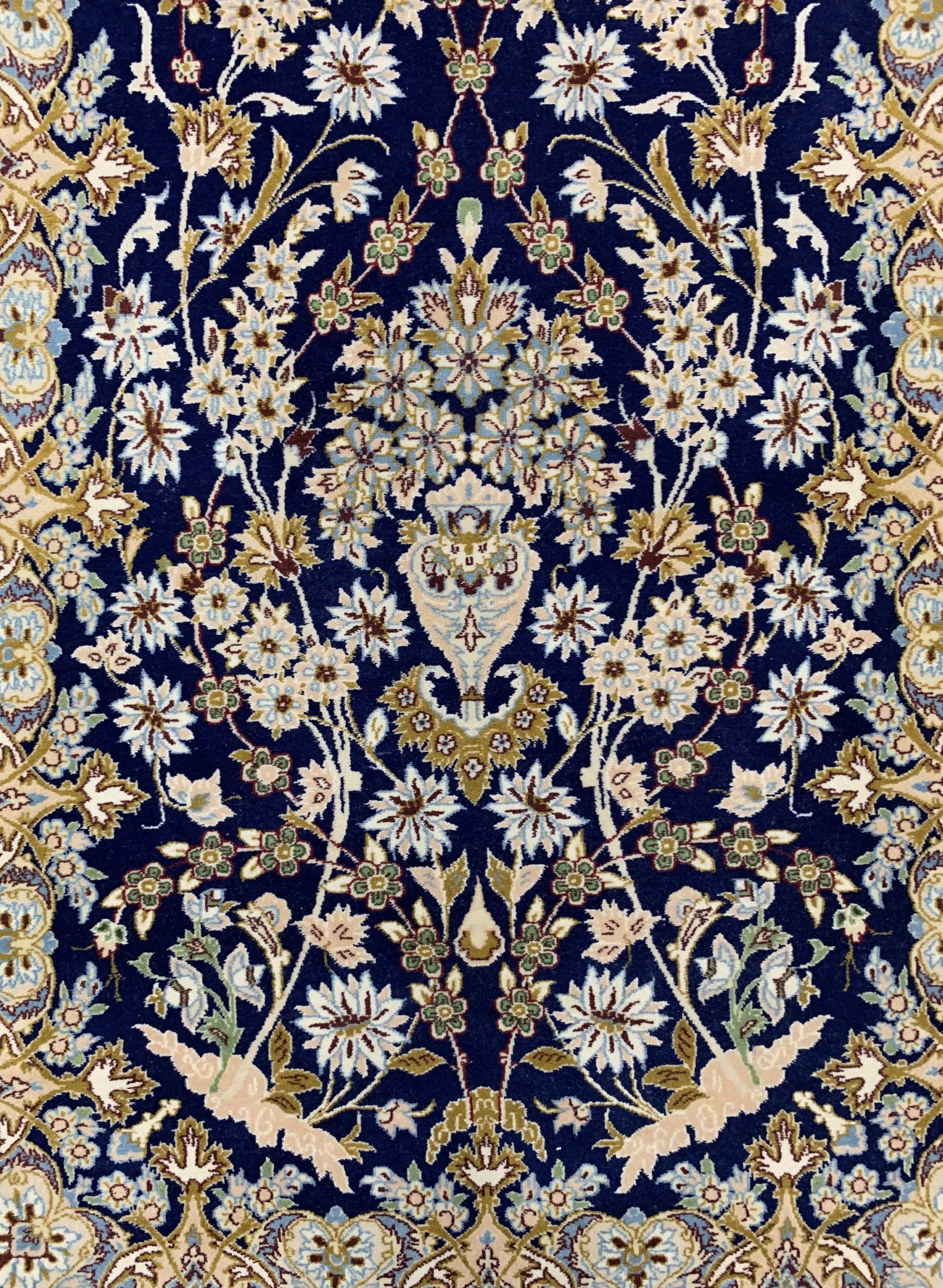 Detail a: Esfahan fein, Persien, Mitte 20.Jhd, Korkwolle auf Seide, ca. 97 x 60 cm, ca. 1,0 Mio. Kn/qm, EHZ: 2