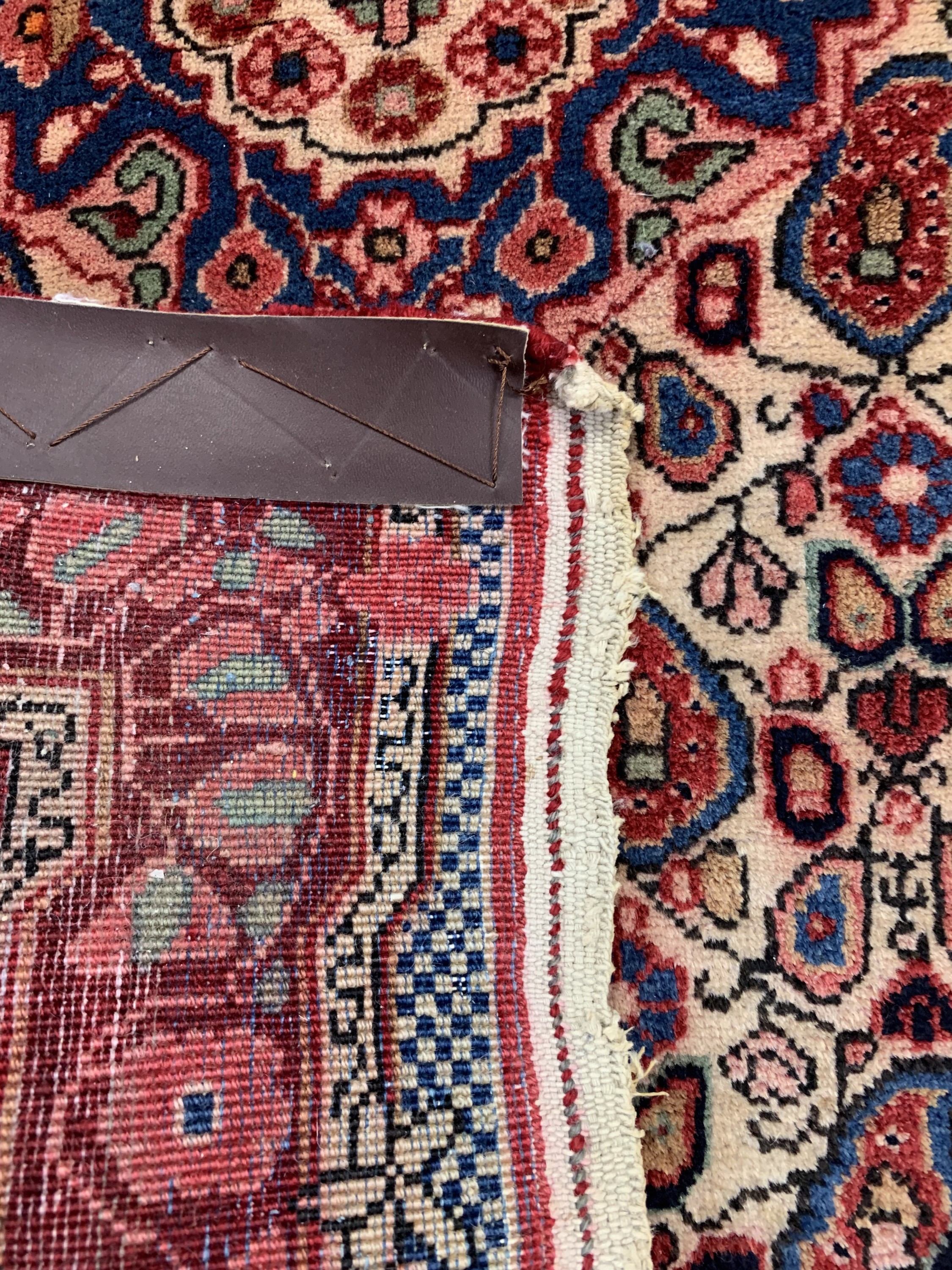 Detail f: Konvolut, Ghom Seide, ca. 73 x 54 cm, Esfahan fein, ca. 93 x 66 cm, Djosan, ca. 94 x 68 cm, Persien, Mitte 20.Jhd, EHZ: 2