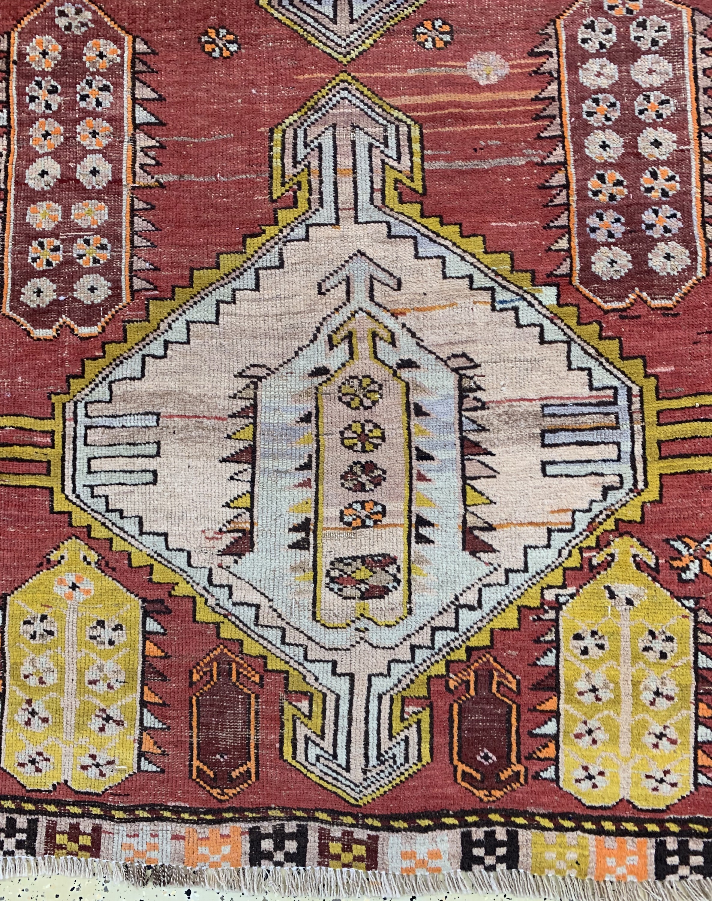 Detail a: Antiker Kazak, Kaukasus, um 1900, Wolle aufWolle, ca. 204 x 125 cm, verkürzt, EHZ: 3