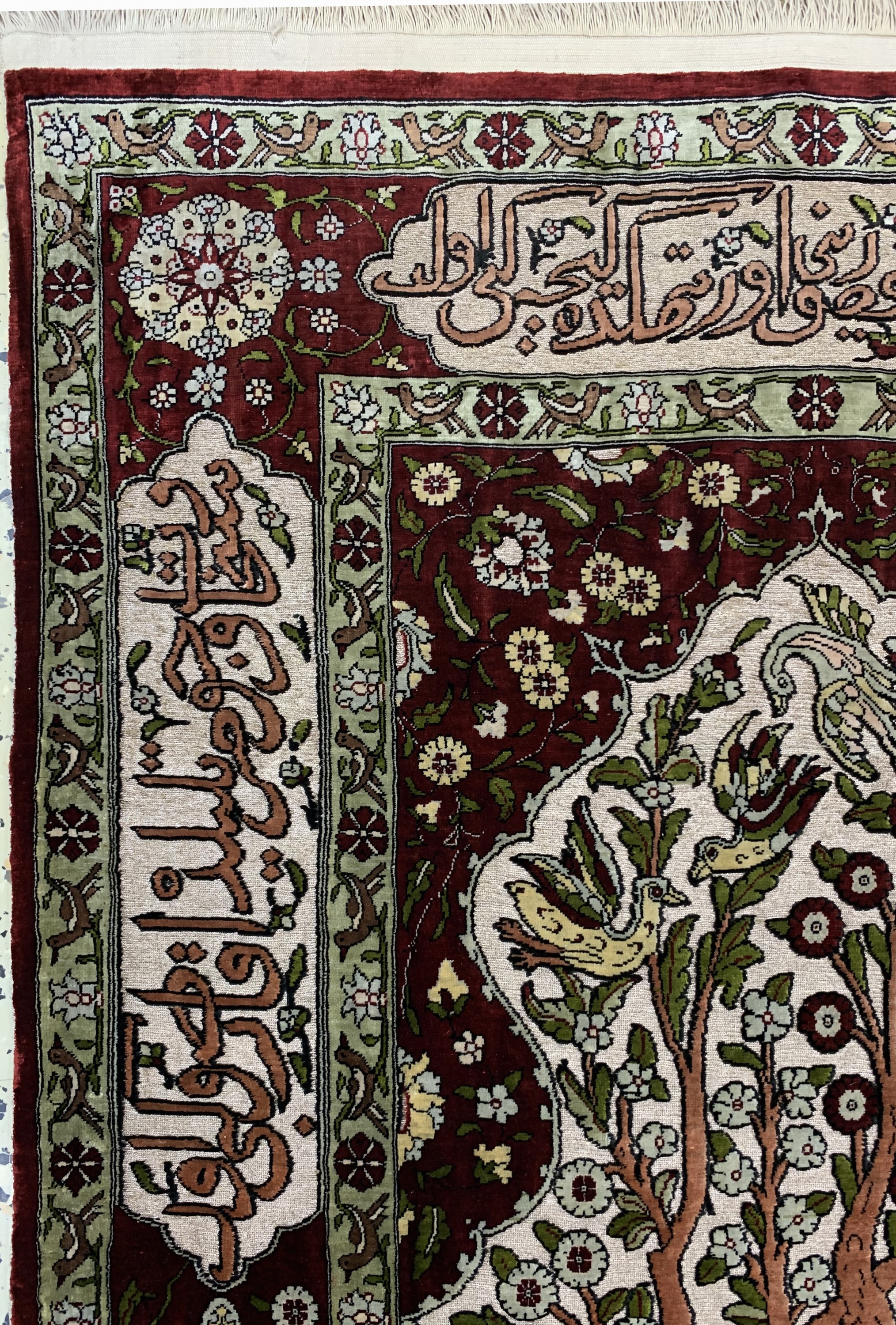 Detail d: Hereke Seide fein signiert, Türkei, Mitte 20.Jhd, reine Naturseide" Metallbroschiert", ca. 122 x 77 cm, ca. 1 Mio Kn/qm, EHZ: 1-2