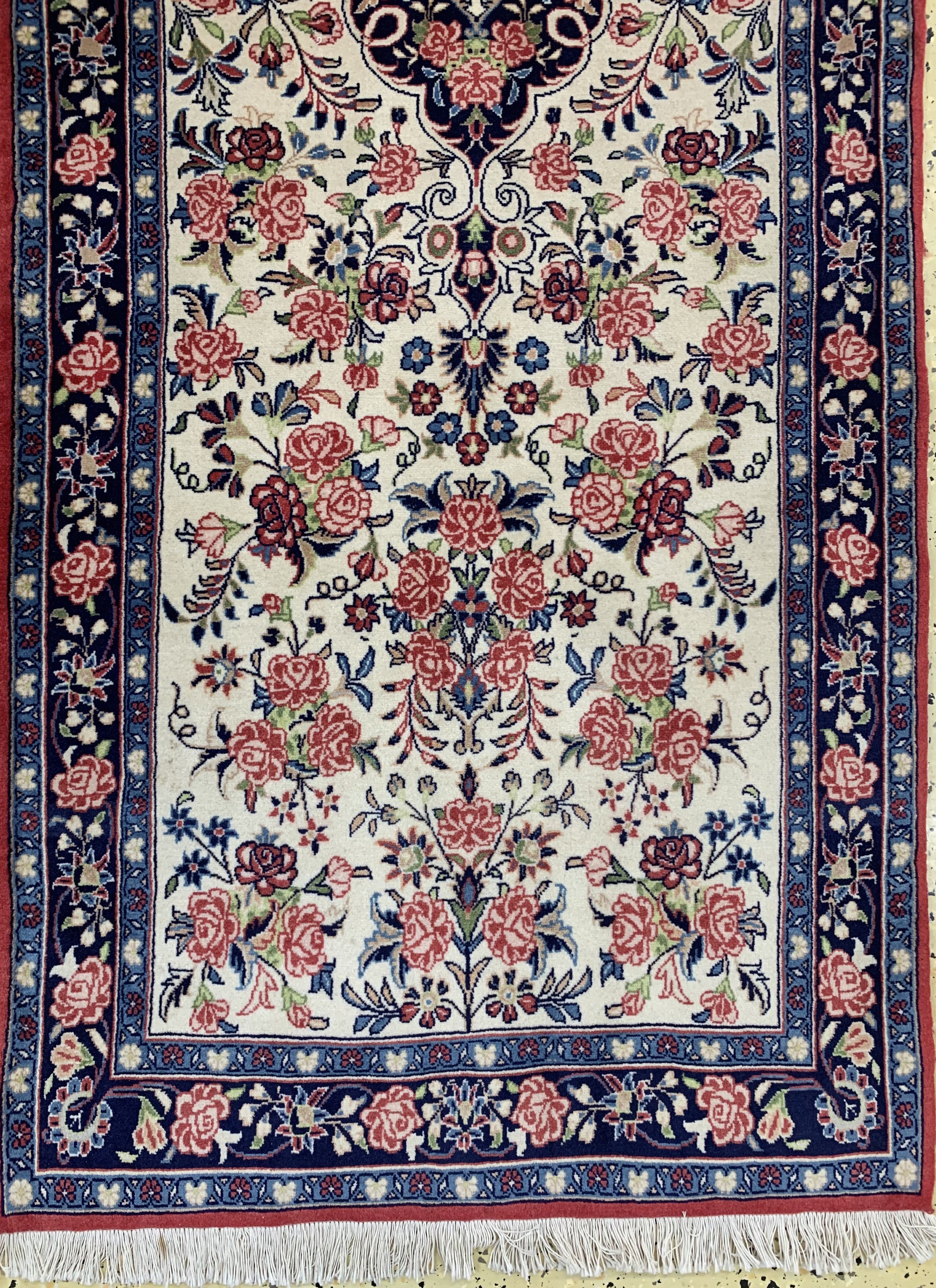 Detail a: Rosenbidjar Kork fein, Persien, Ende 20.Jhd, Korkwolle auf Baumwolle, ca. 214 x 84 cm, EHZ: 2