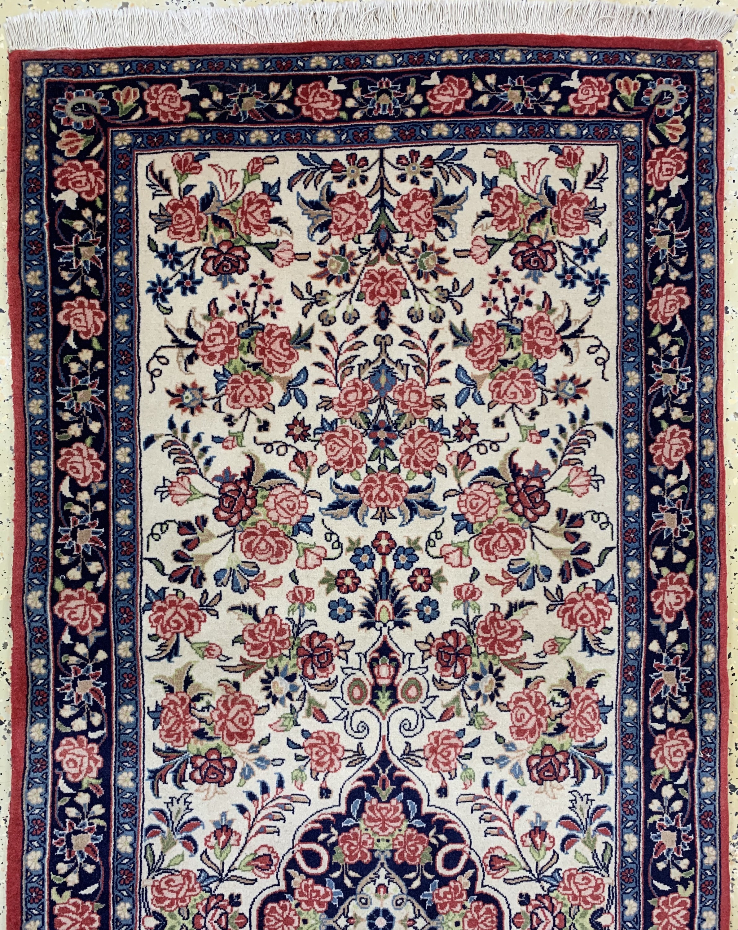 Detail b: Rosenbidjar Kork fein, Persien, Ende 20.Jhd, Korkwolle auf Baumwolle, ca. 214 x 84 cm, EHZ: 2
