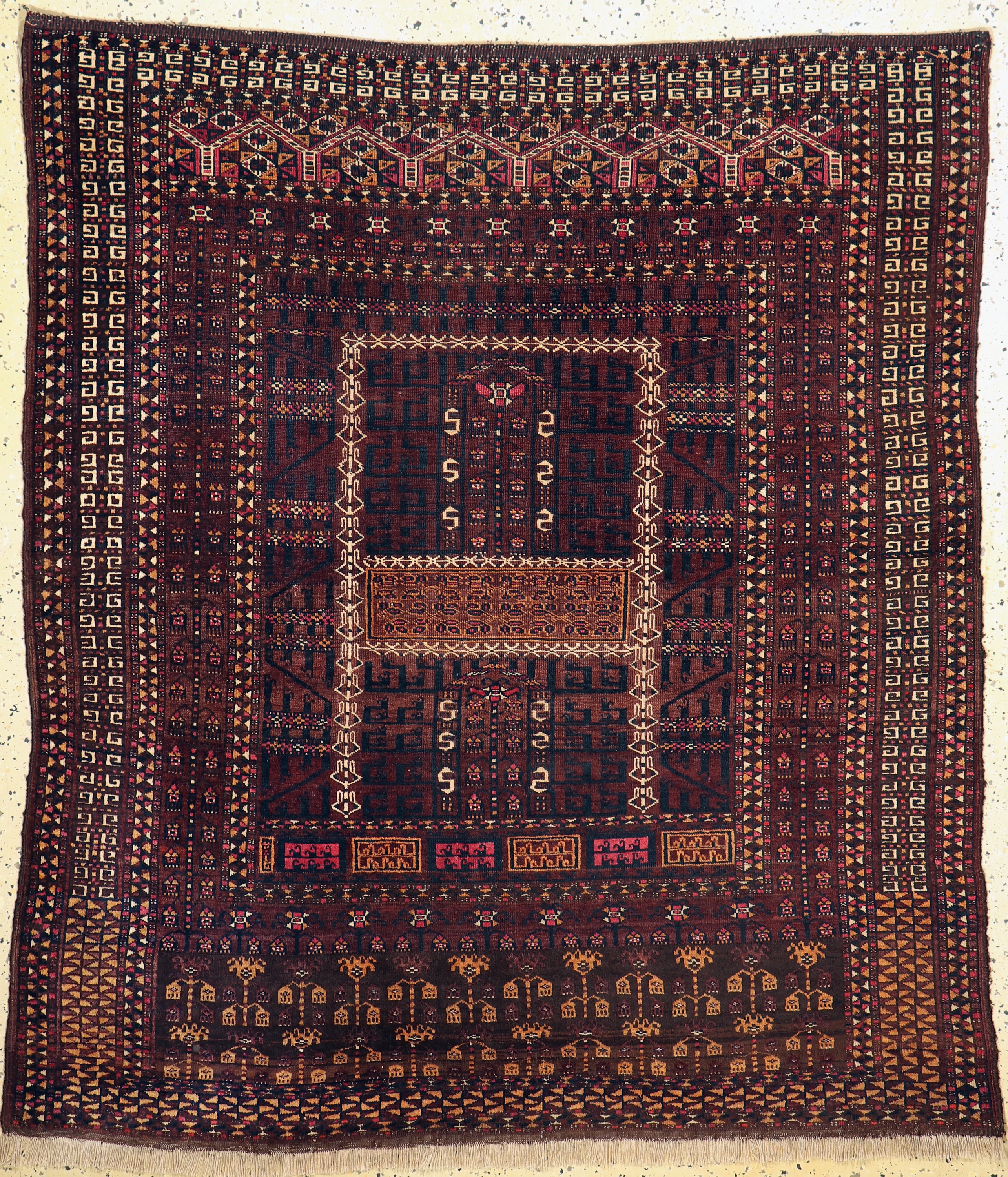 Saryk Engsi antik, Turkmenistan, 19.Jhd, Wolle auf Wolle mit Baumwoll-Highlights, ca. 175 x 150 cm, EHZ: 2-3