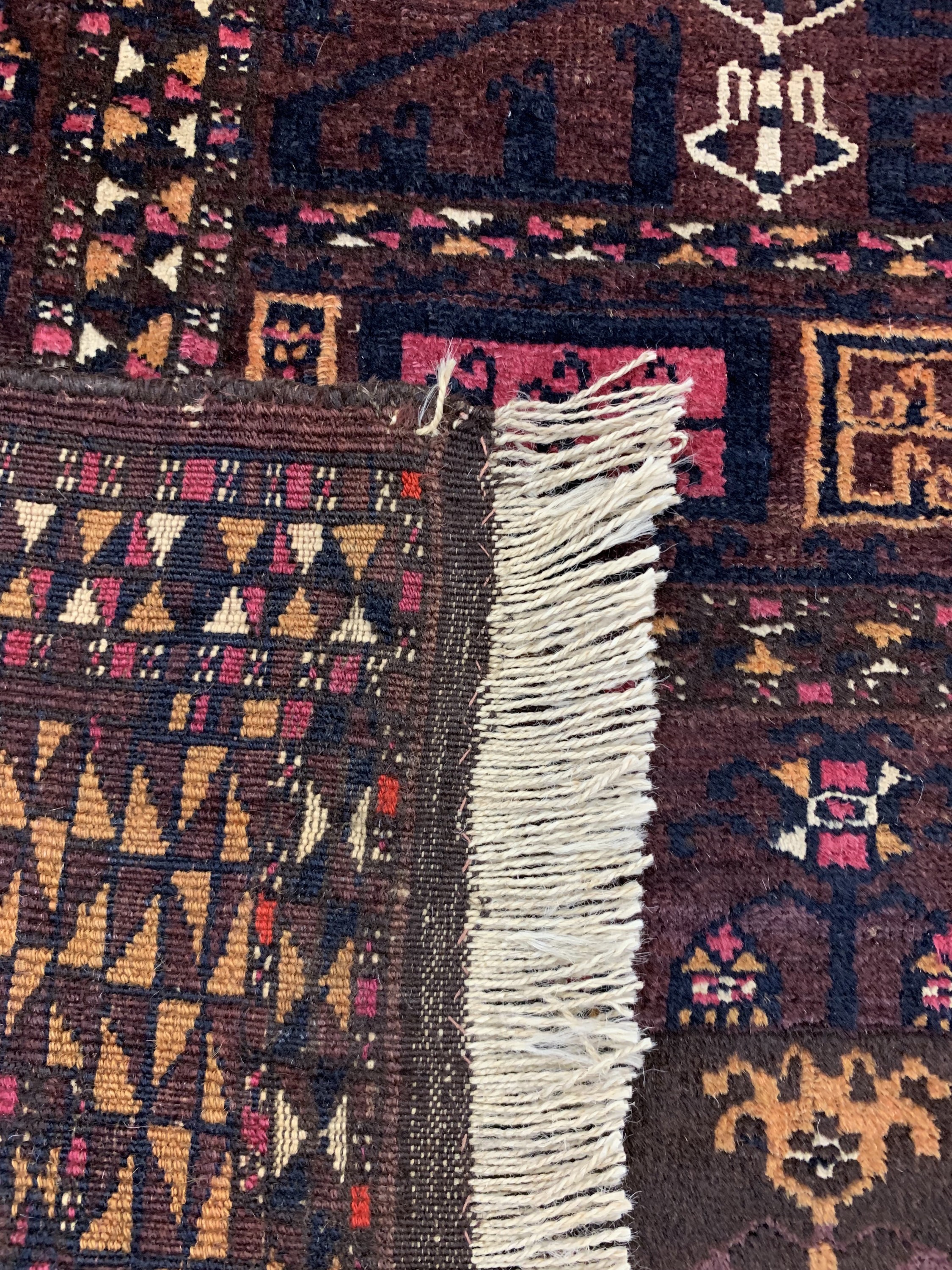 Detail g: Saryk Engsi antik, Turkmenistan, 19.Jhd, Wolle auf Wolle mit Baumwoll-Highlights, ca. 175 x 150 cm, EHZ: 2-3