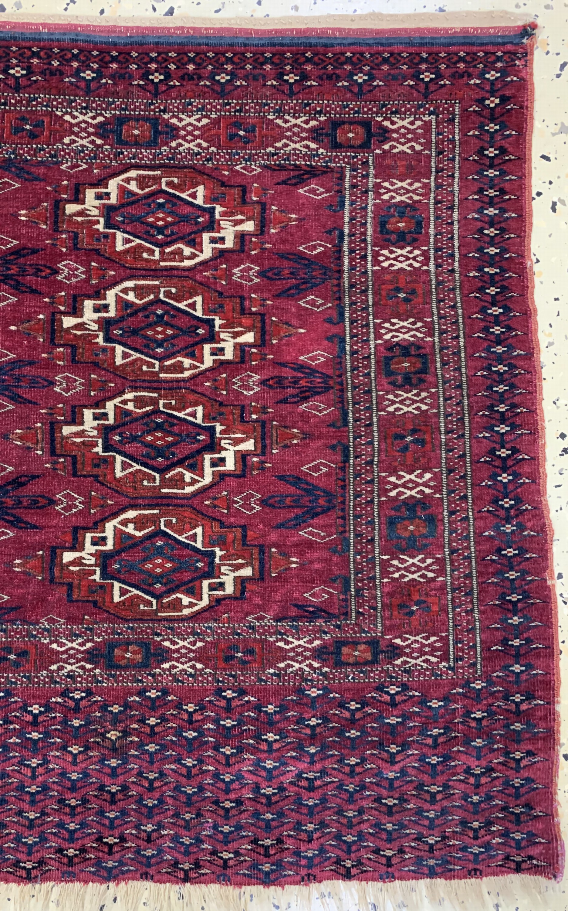 Detail a: Kizil-Ayak Tschowal antik, Turkmenistan, 19.Jhd, Wolle auf Wolle, ca. 133 x 72 cm, EHZ:3, (kleine Restaurierung)
