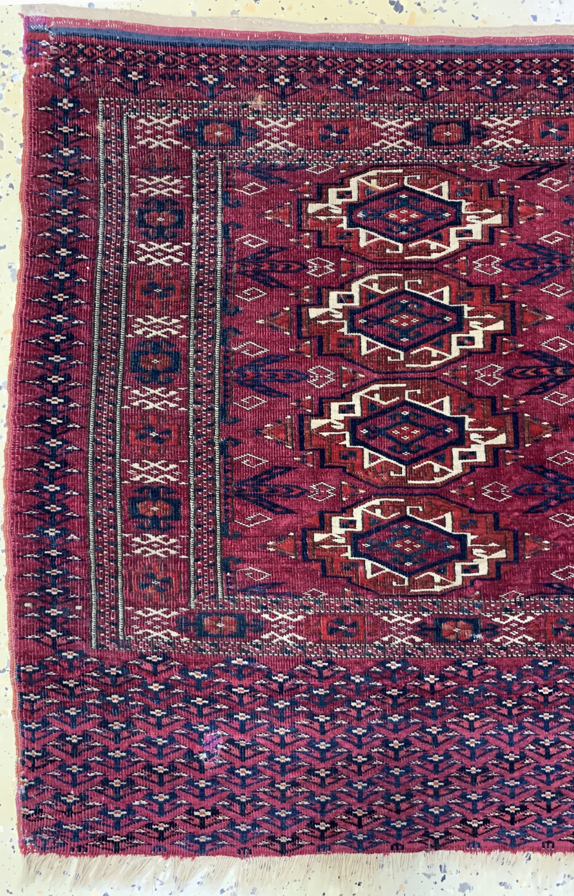 Detail c: Kizil-Ayak Tschowal antik, Turkmenistan, 19.Jhd, Wolle auf Wolle, ca. 133 x 72 cm, EHZ:3, (kleine Restaurierung)