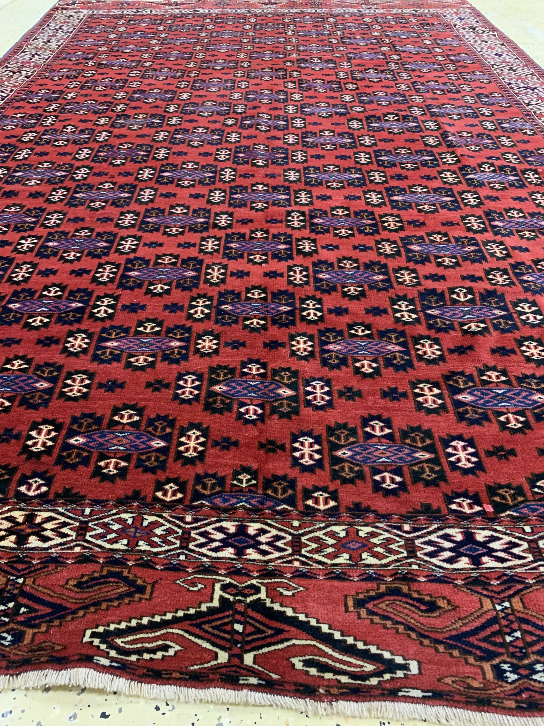 Detail f: Yomud Hauptteppich, Turkmenistan, um 1910/1920, Wolle auf Wolle, ca. 340 x 220 cm, EHZ: 2