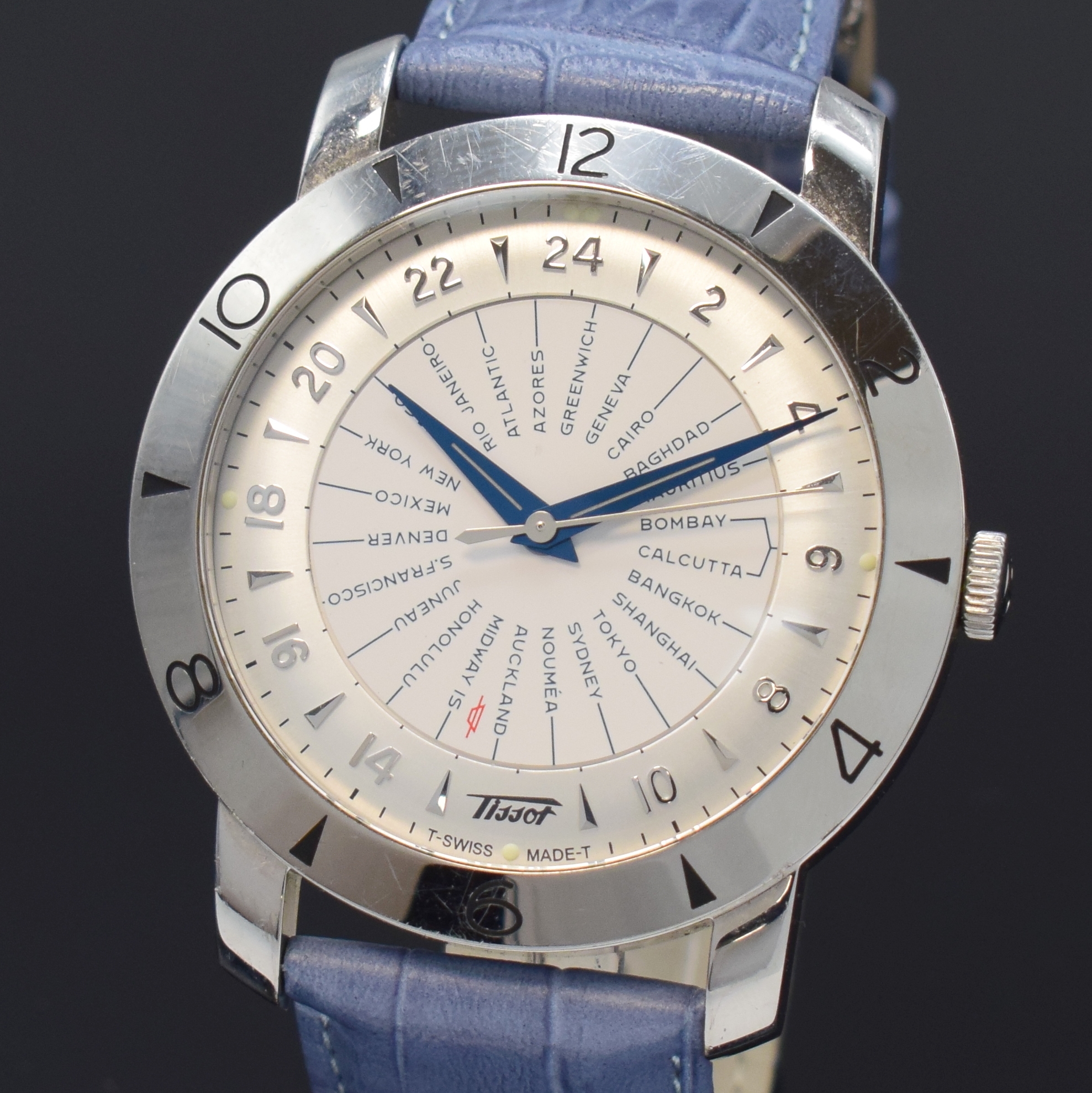 Detail a: TISSOT Heritage Navigator Worldtimer 160th Anniversary Herrenarmbanduhr in Stahl, Schweiz um 2013, Automatik, beids. vergl. Geh. in Edelstahl, neutr. ...