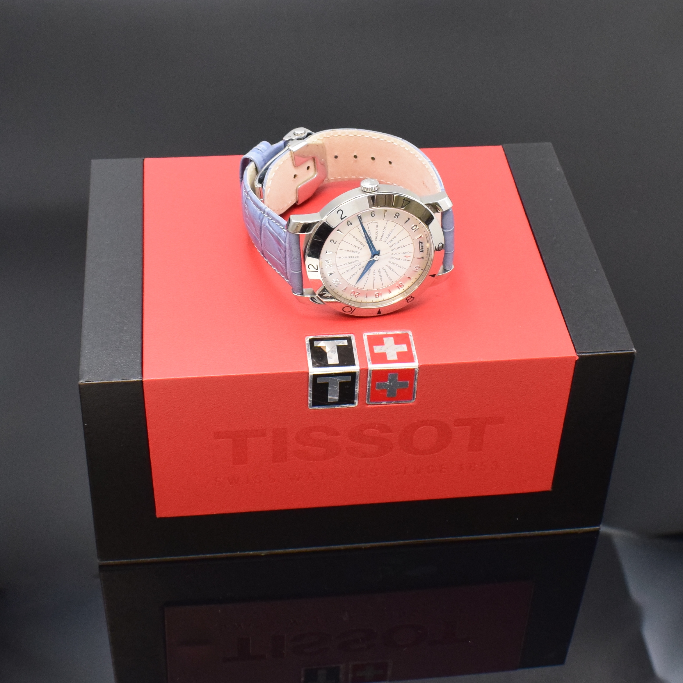 Detail f: TISSOT Heritage Navigator Worldtimer 160th Anniversary Herrenarmbanduhr in Stahl, Schweiz um 2013, Automatik, beids. vergl. Geh. in Edelstahl, neutr. ...