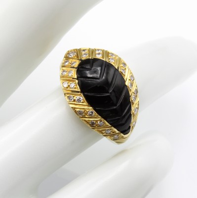 Image Ring mit Emaille und Diamanten, GG 750/000, Ringkopf in Form eines Blattes, schwarze ...