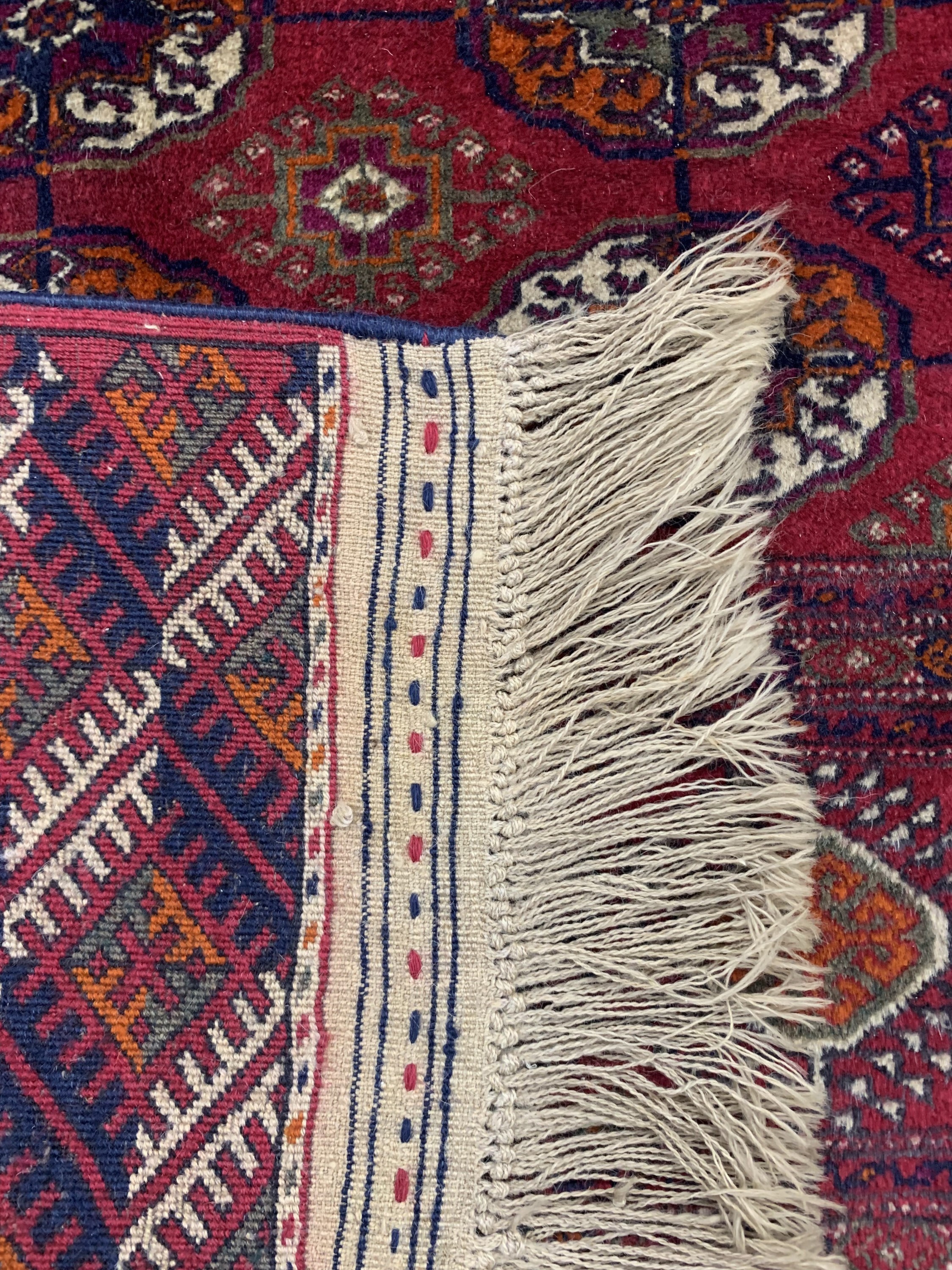 Detail f: Buchara, Turkmenistan, Mitte 20.Jhd, Wolle auf Wolle, ca. 272 x 186 cm, EHZ: 2