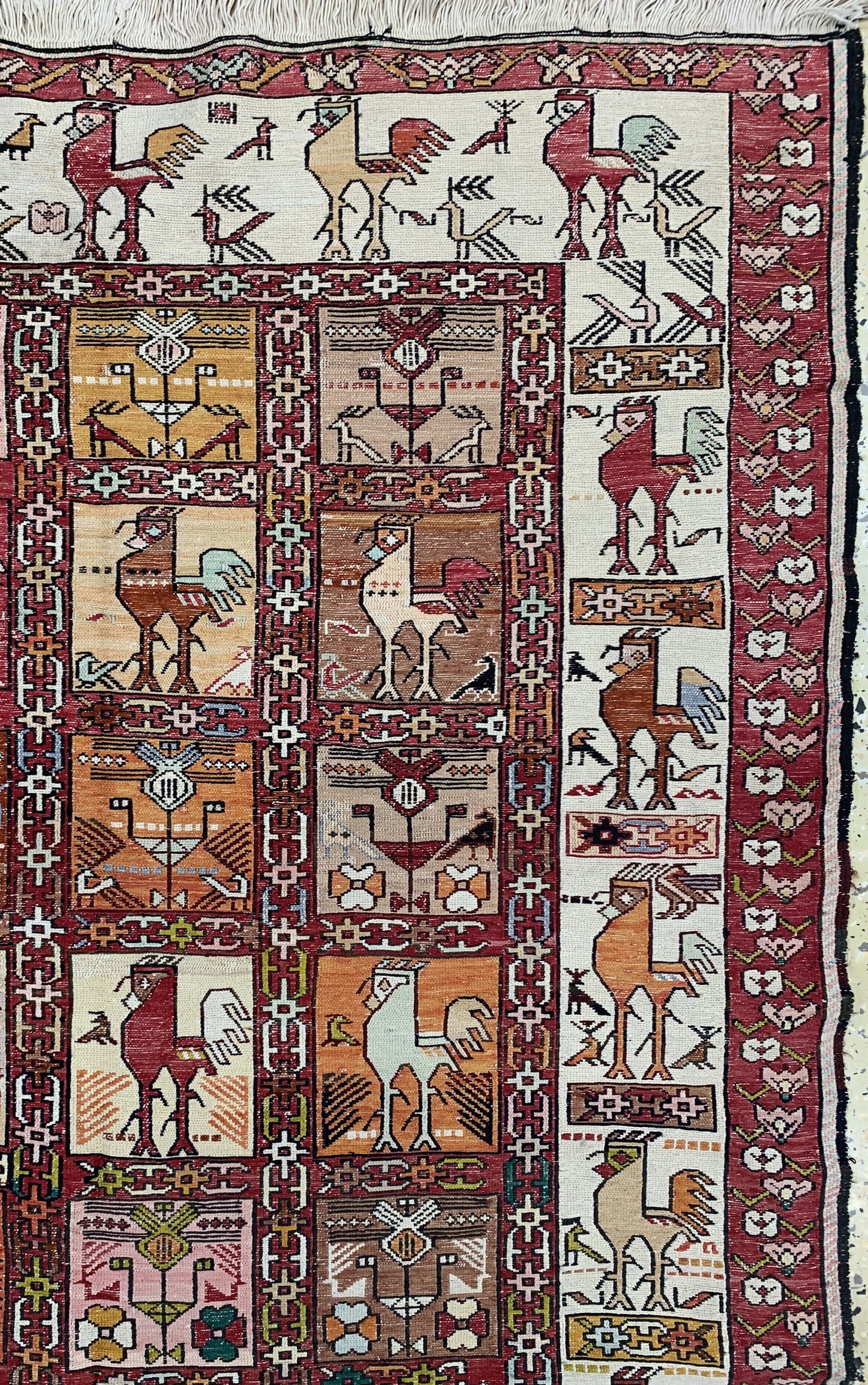 Detail d: Sumakh, Azerbaijan, Mitte 20.Jhd., Seide auf Baumwolle, ca. 186 x 126 cm, EHZ: 2