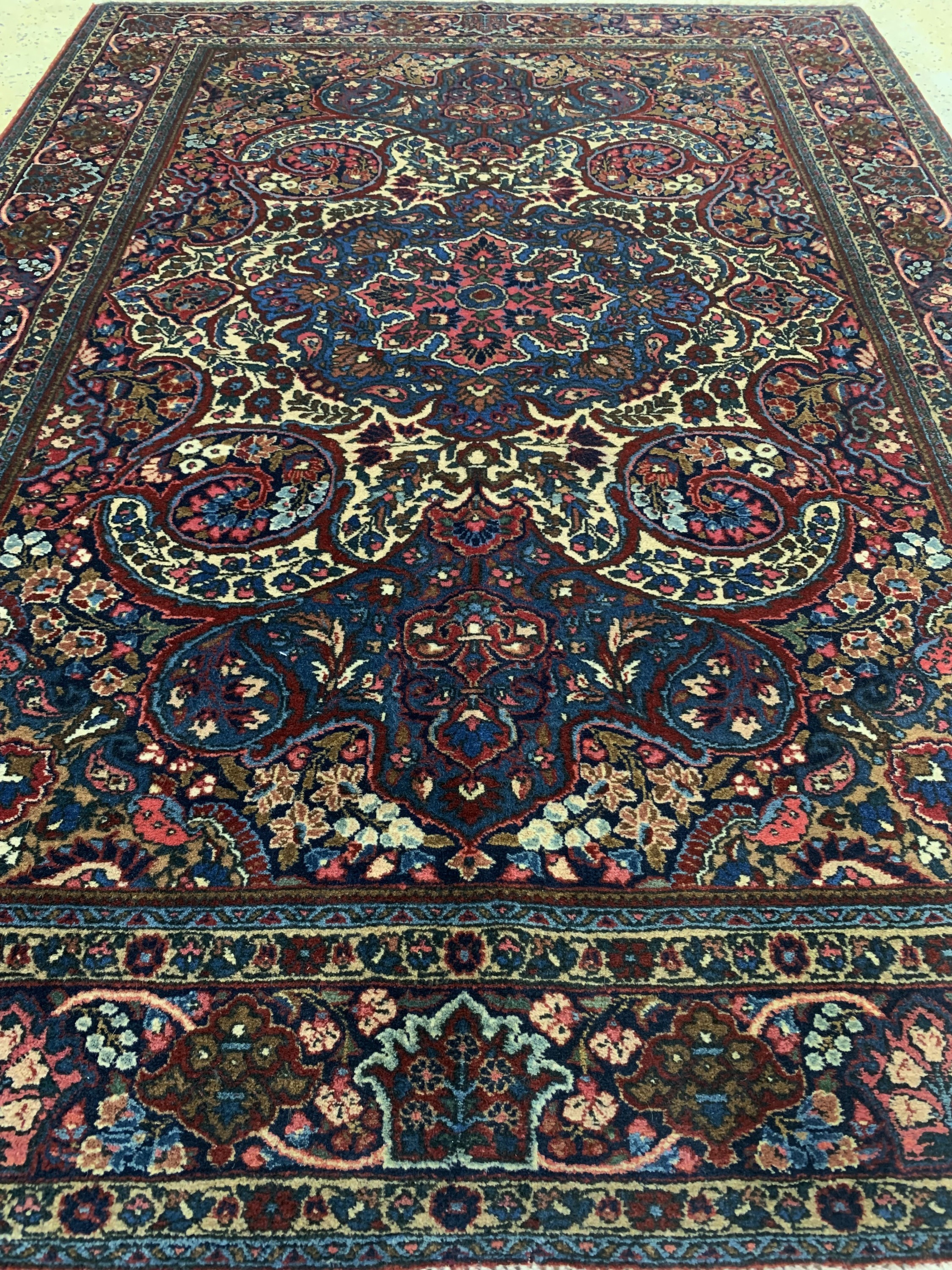 Detail f: Bachtiar, Persien, um 1940, Wolle auf Baumwolle, ca. 197 x 141 cm, EHZ: 2
