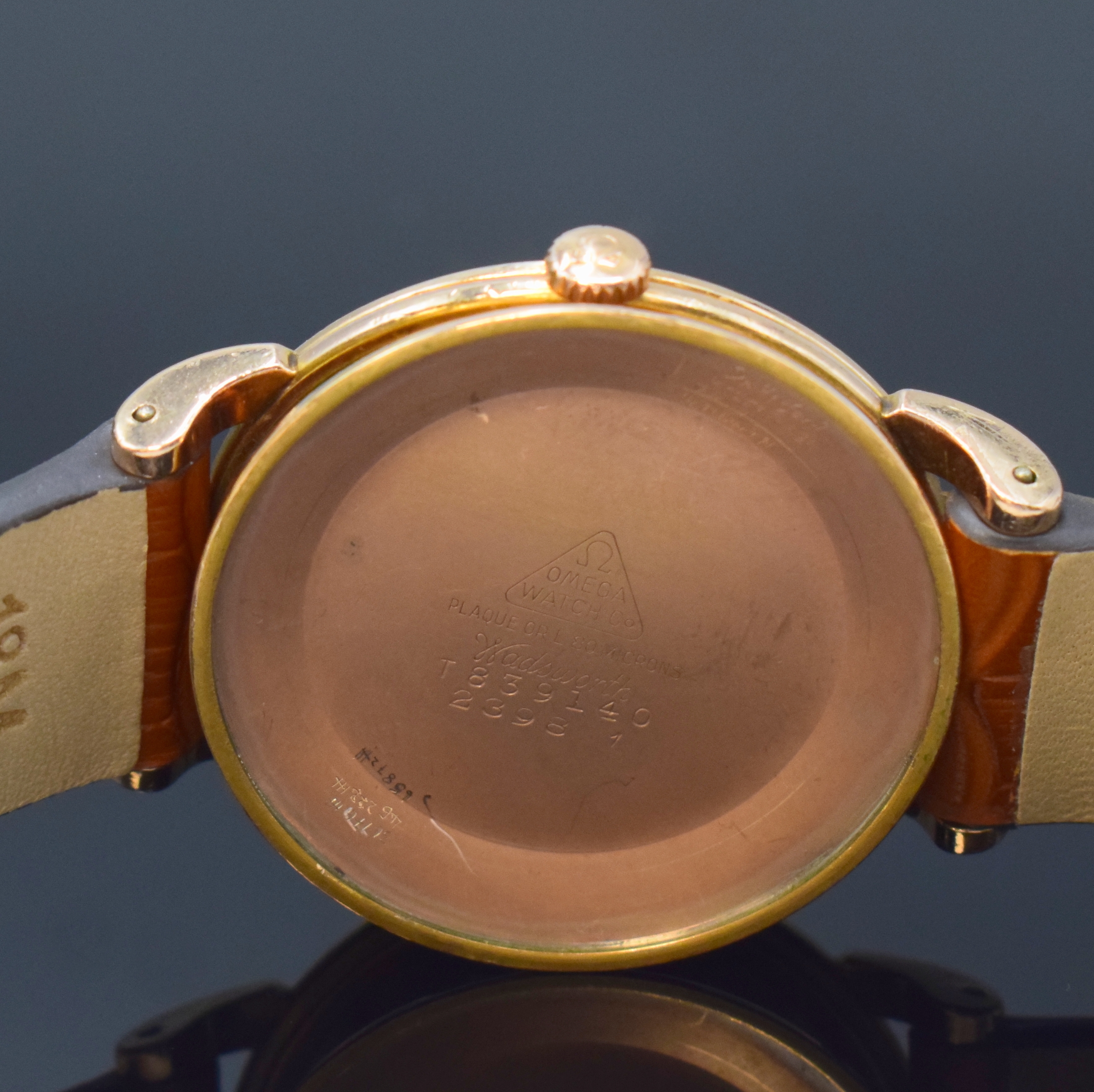 Detail f: OMEGA Herrenarmbanduhr 80 Micron vergoldet mit Hammerautomatik Referenz 2398-1, Schweiz um 1950, Automatik, neutr. Lederband m. Omega Schliesse, ...