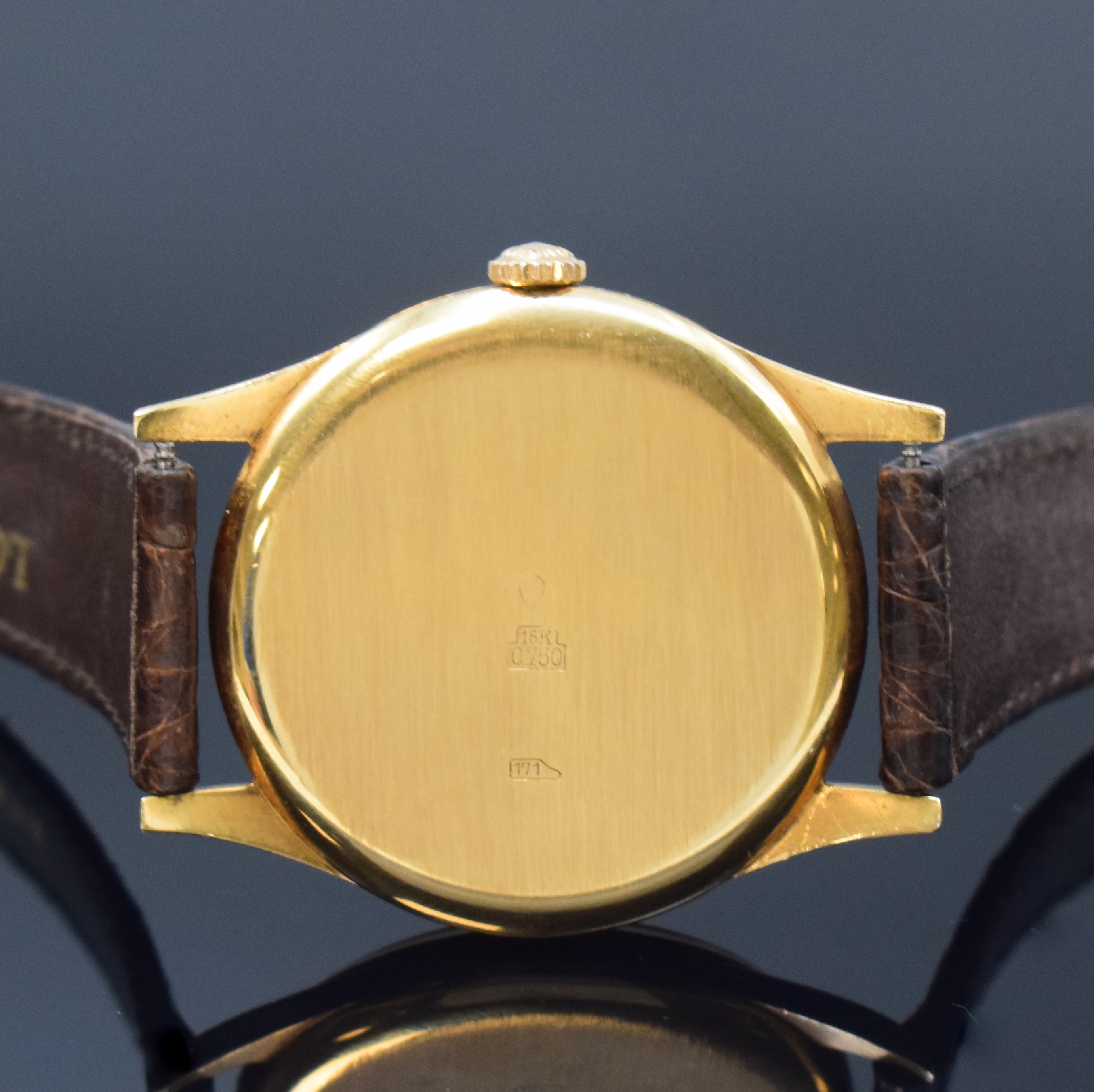 Detail d: LONGINES Flagship Herrenarmbanduhr in RoseG 750/000, Schweiz um 1960, Handaufzug, Boden (l. dell.) u. Glasrand aufgedr., orig. Krone, vers. Zifferbl. ...