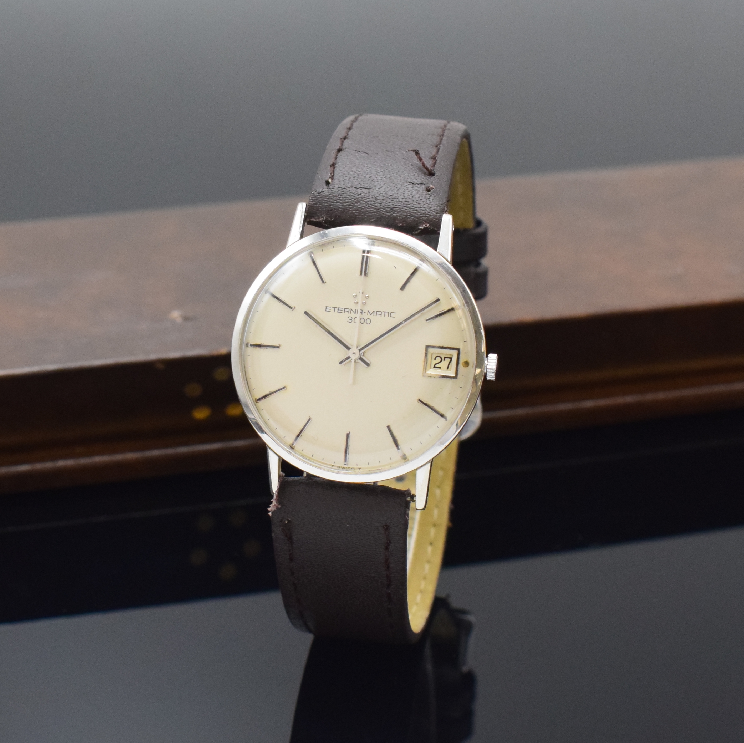 ETERNA-MATIC 3000 seltene Herrenarmbanduhr in WG 750/000, Schweiz um 1965, Automatik, 3- tlg. Geh., Boden u. Glasrand aufgedr., silb. Zifferbl., ...